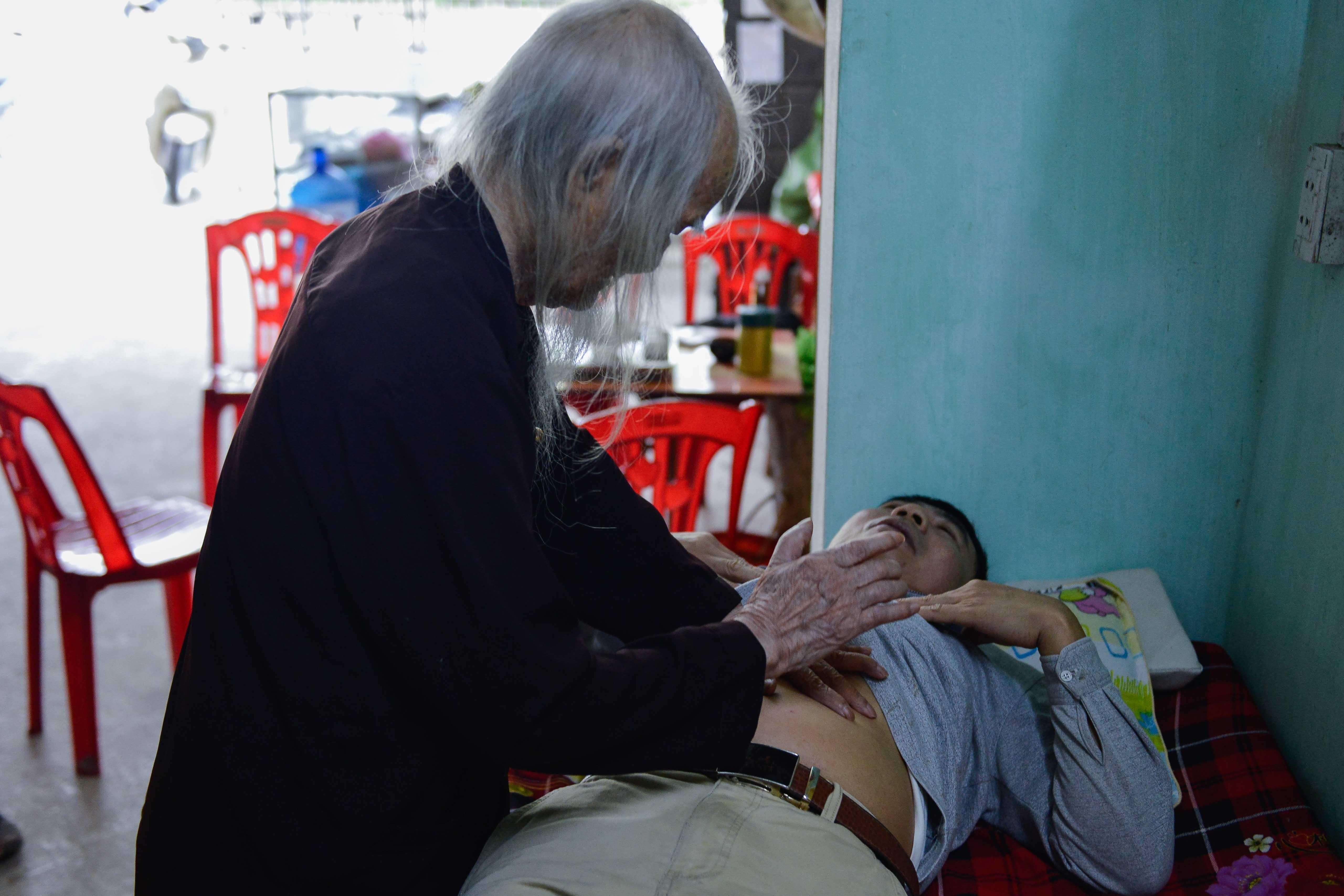 Tien ong cua nhung benh nhan ngheo anh 6