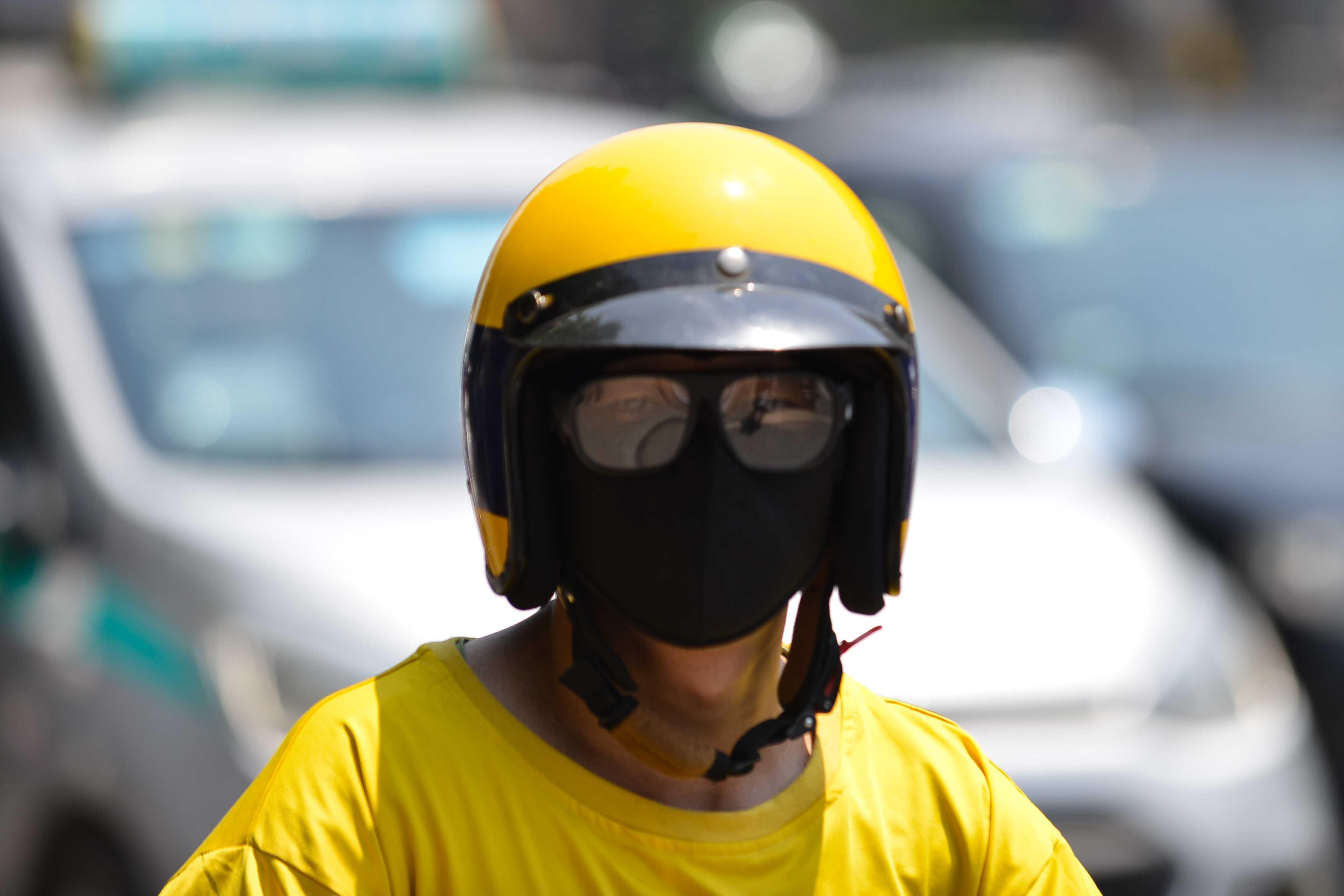 Muon kieu doi pho voi nang nong tai Ha Noi anh 4