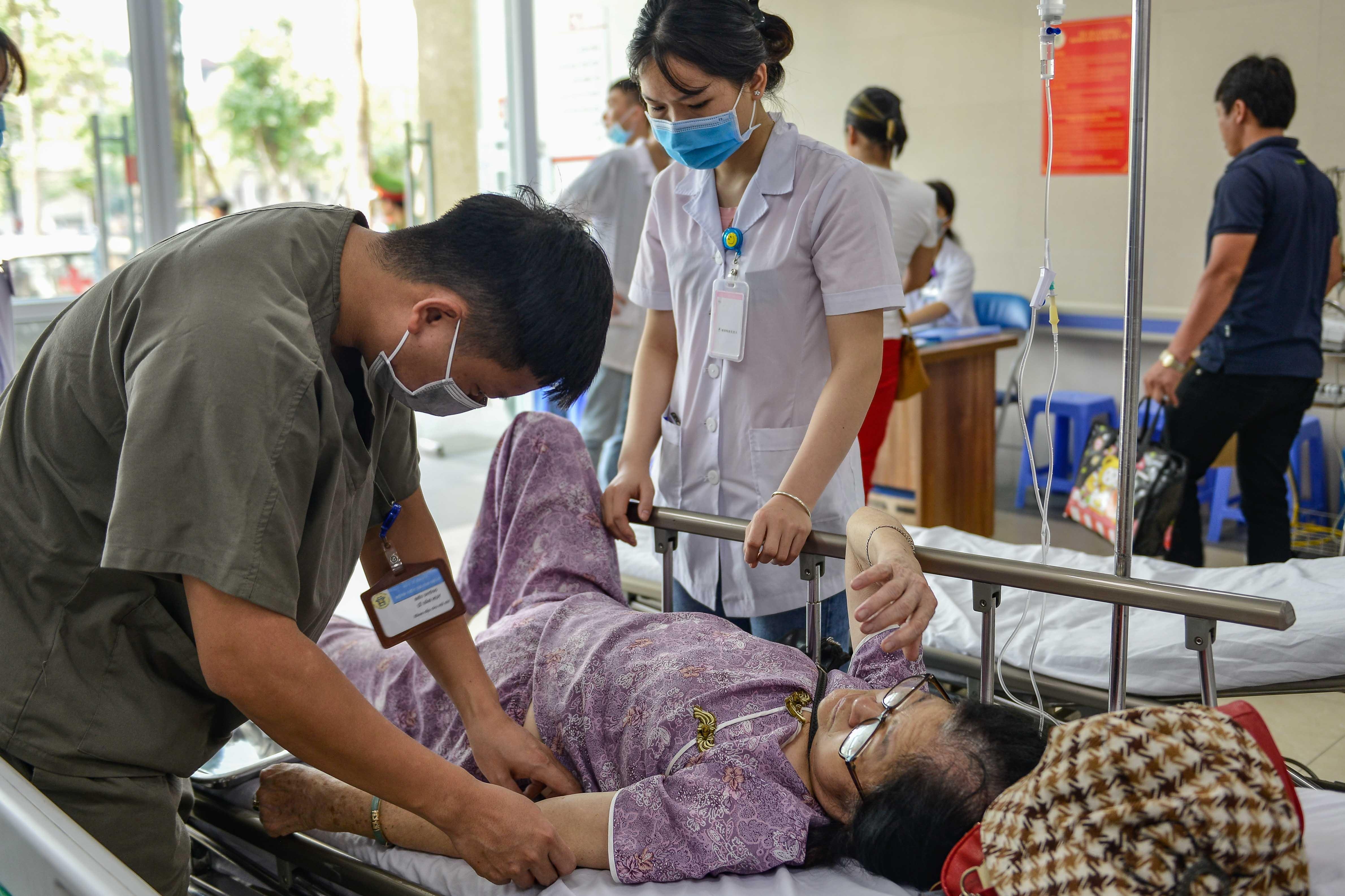 cap cuu troi nang nong anh 13