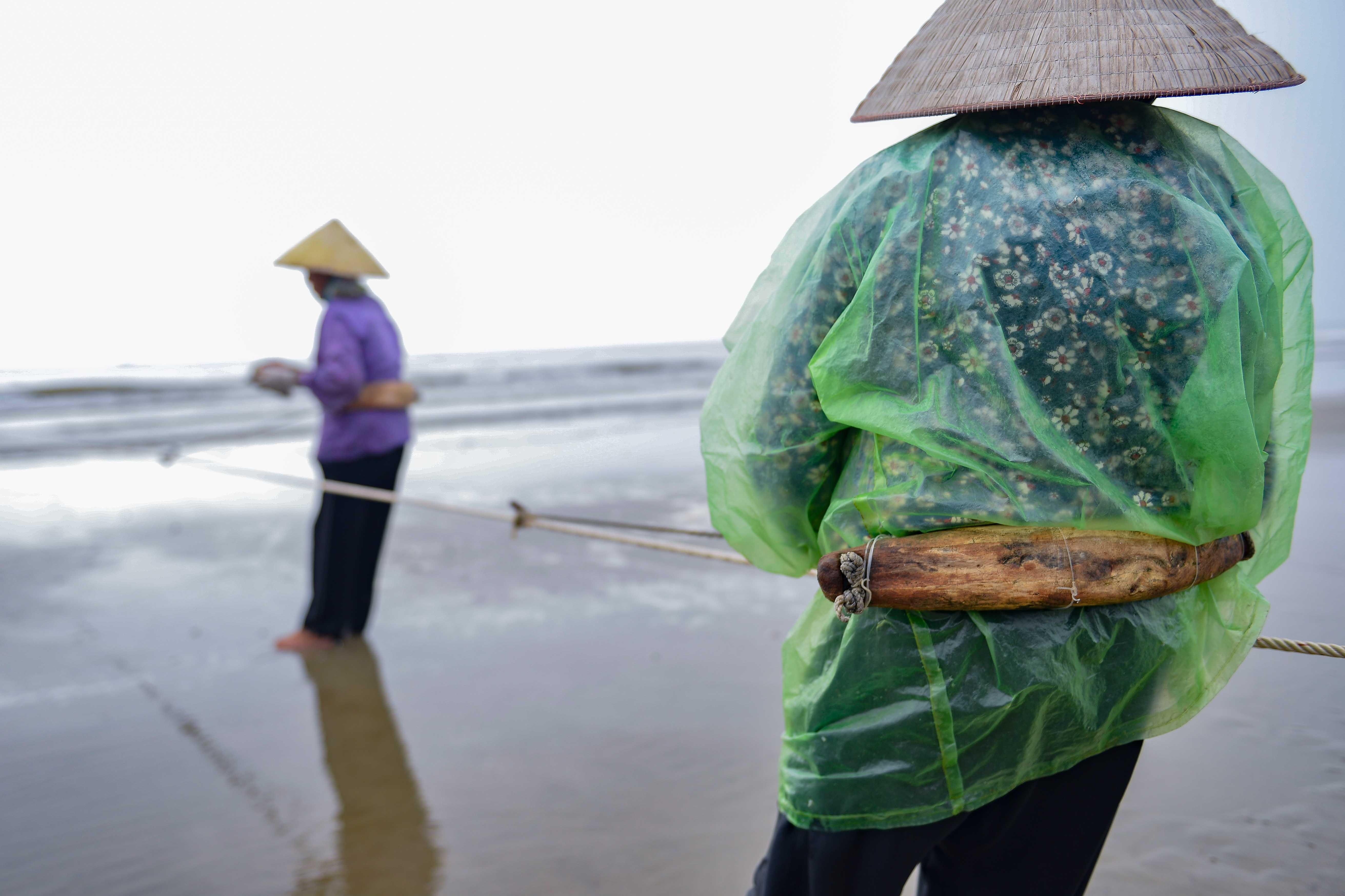 Muu sinh vat va bang nghe di giat lui anh 7