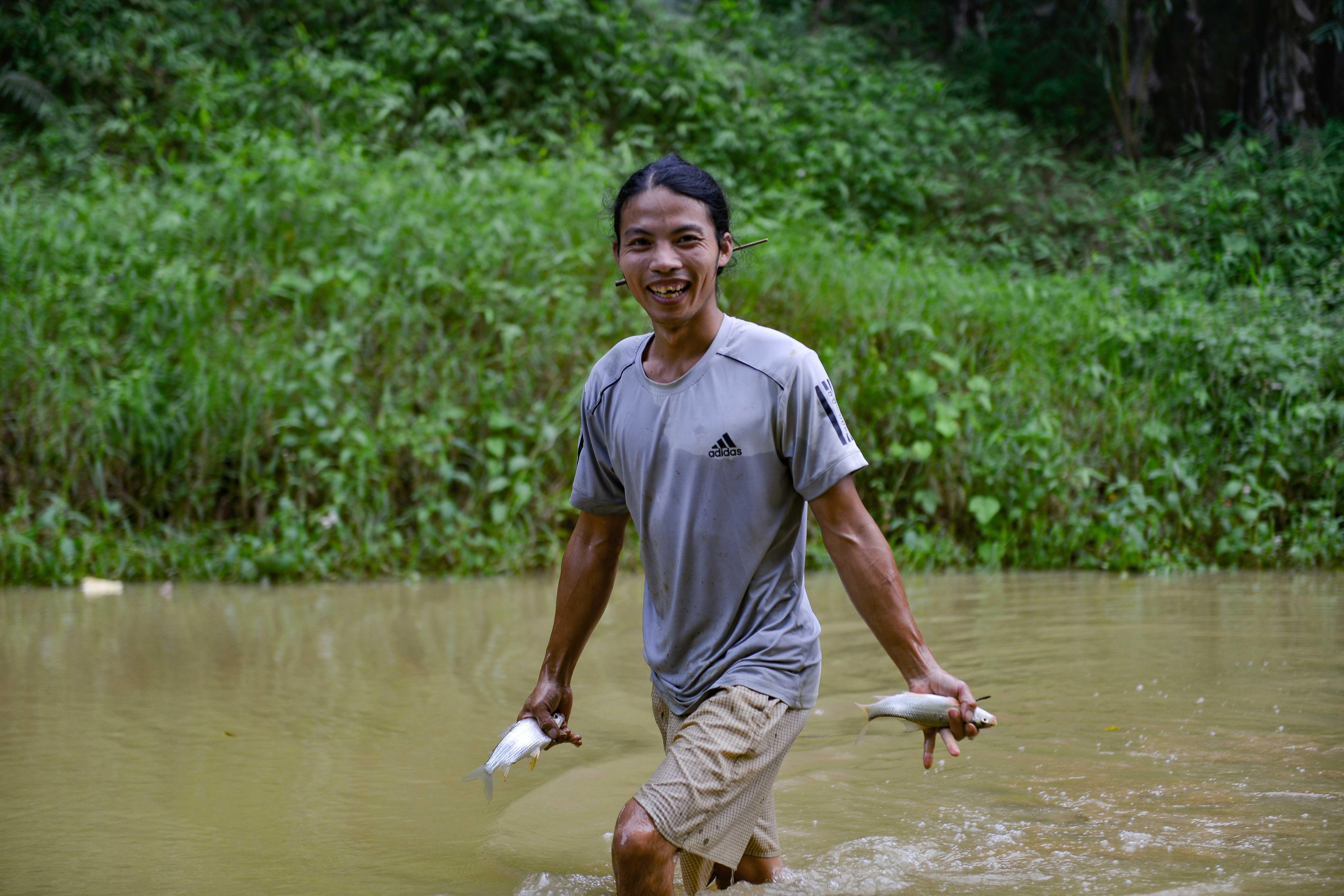 Khoi nghiep tu thia go,  ong hut tre anh 1