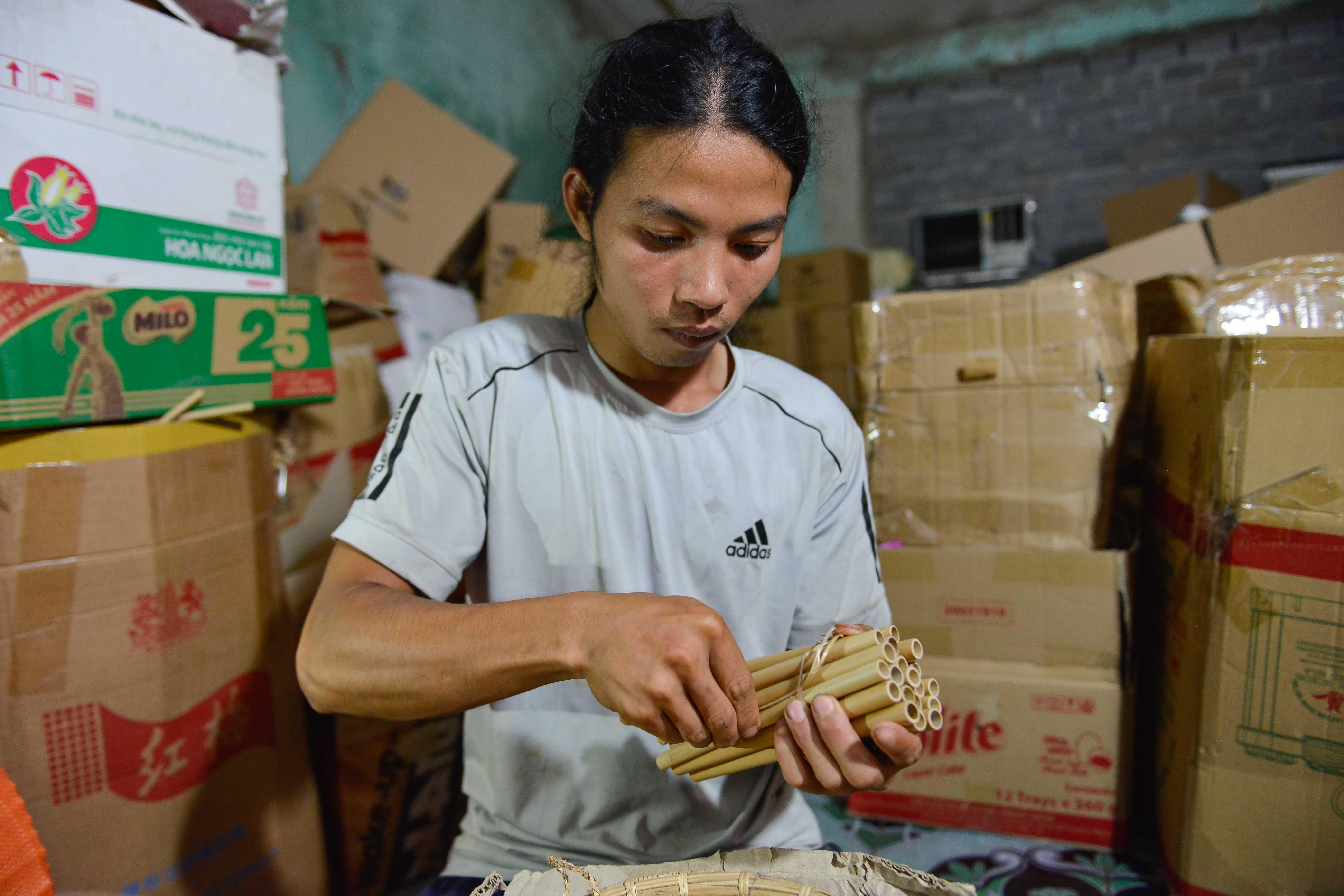 Khoi nghiep tu thia go,  ong hut tre anh 26