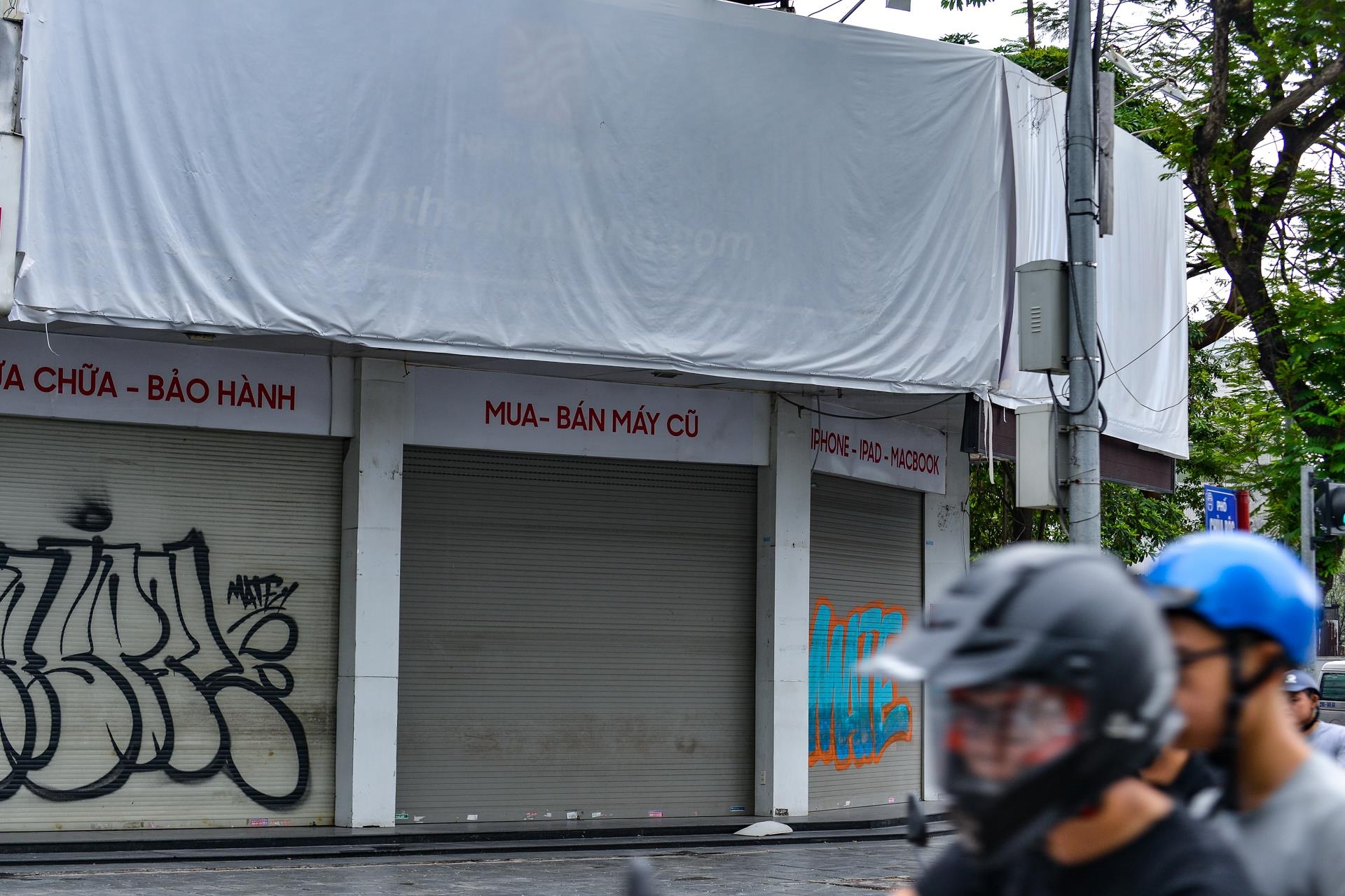 Nhat Cuong Mobile phu bat che bien hieu sau mot thang ong chu bo tron hinh anh