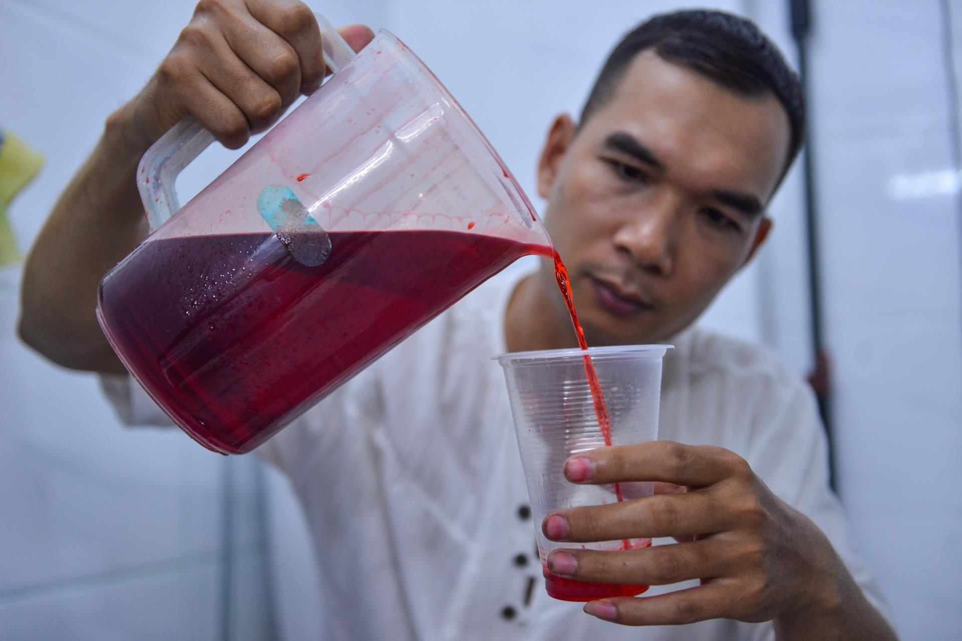 khoi ngiep,  cong viec nghin do,  hoa sen bat tu anh 10