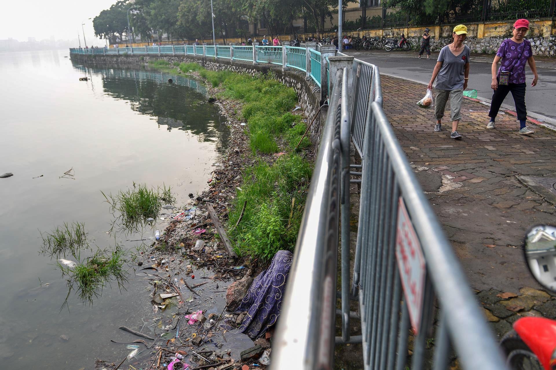 Ca chet o Ho Tay anh 1