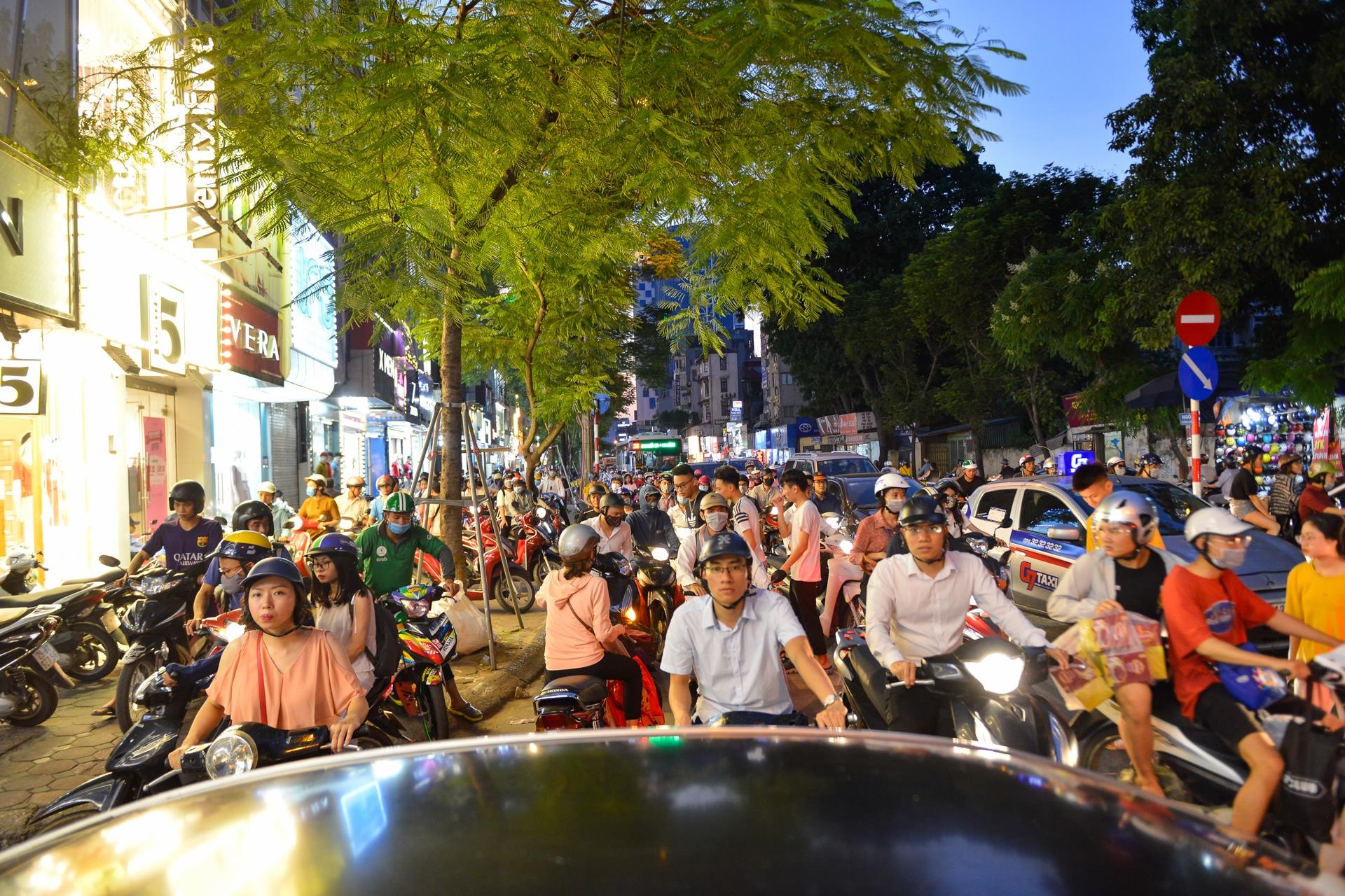 Un tac gio cao diem anh 9