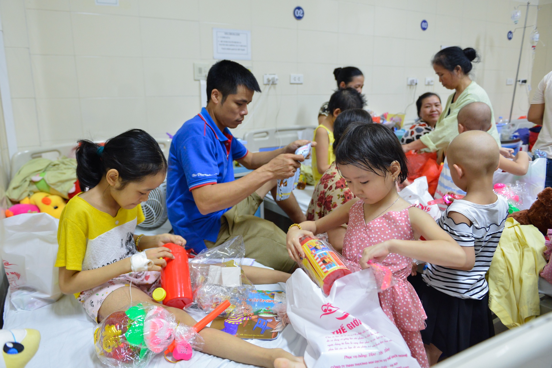 Tet Trung thu den som voi nhung benh nhan ung thu anh 15