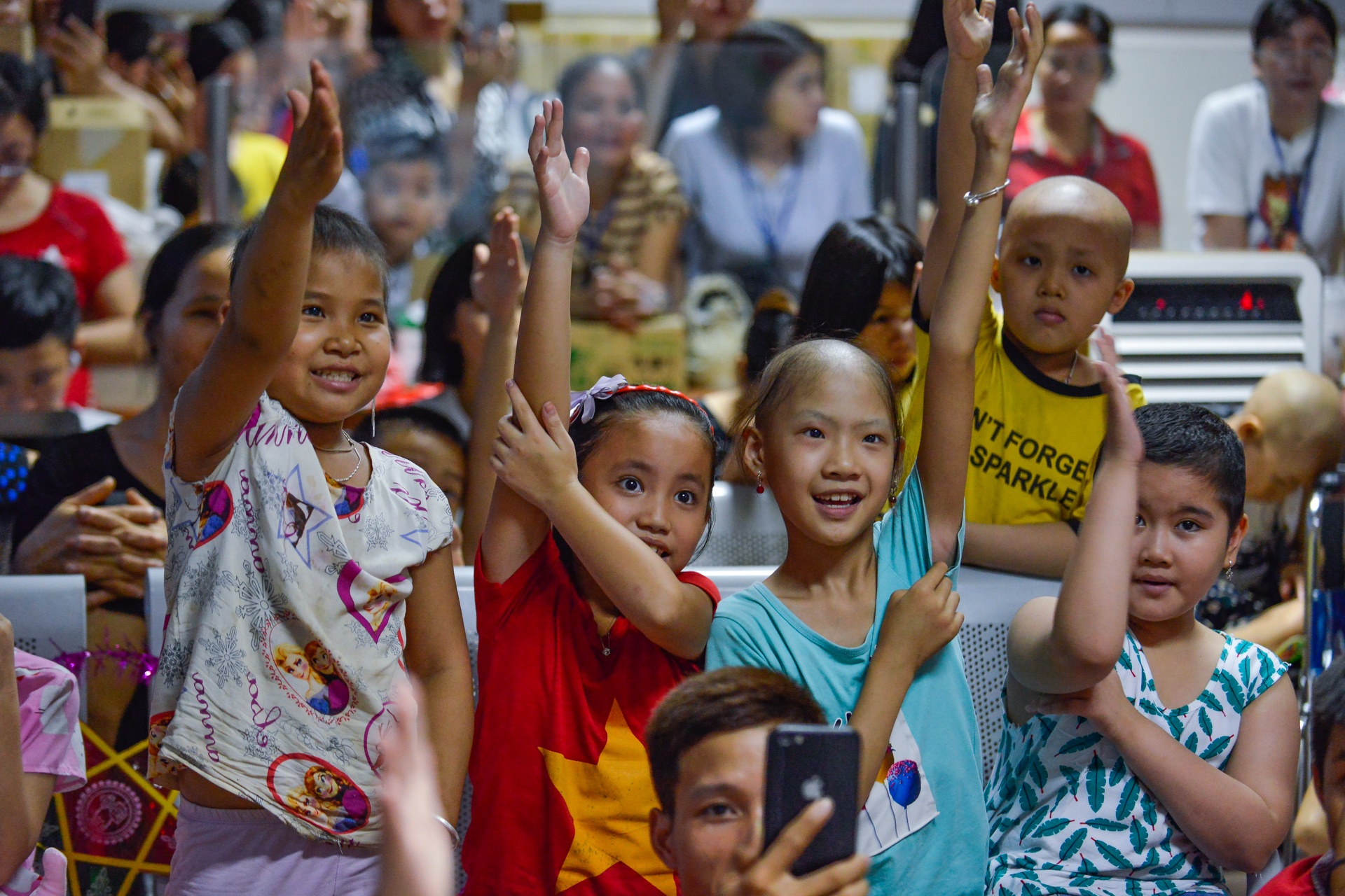 Tet Trung thu den som voi nhung benh nhan ung thu anh 8