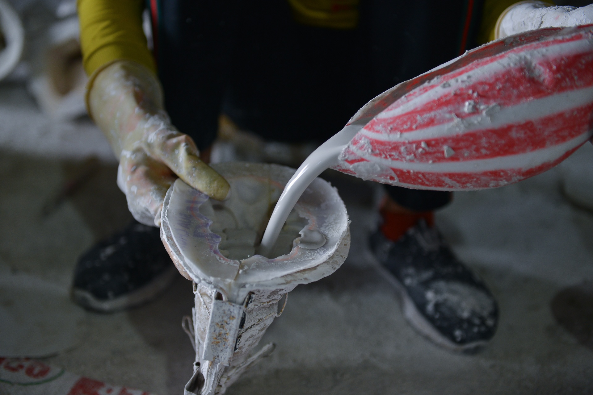 Chuot om dong tien vang chao xuan Canh Ty anh 4