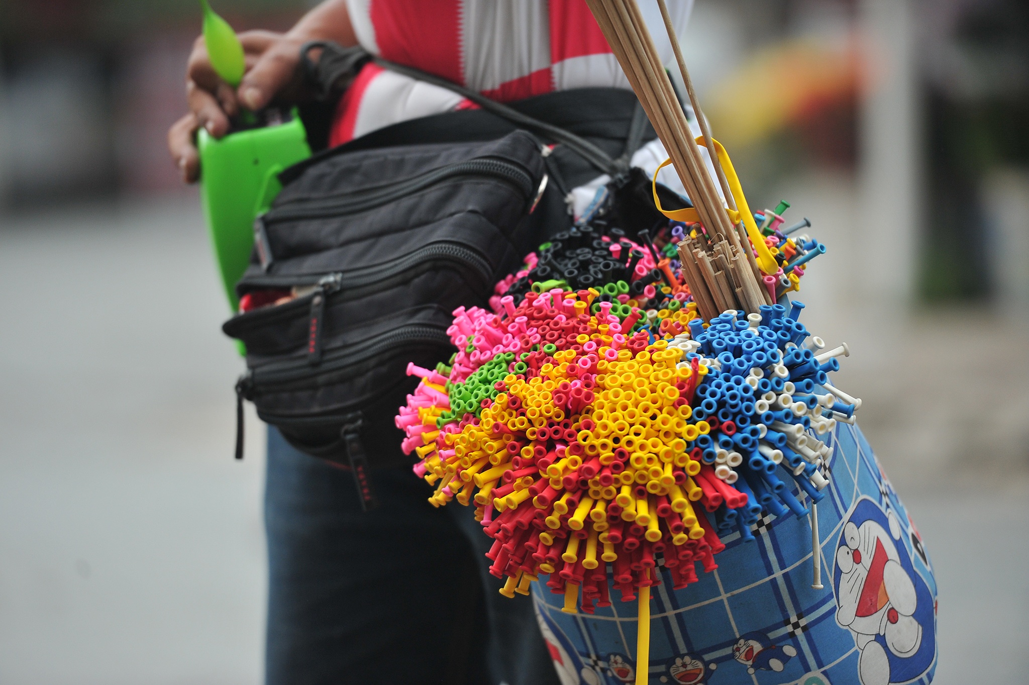 Chu he thoi bong bang mui o mien Tay,  chu he mien Tay ga trong nuoi con anh 5