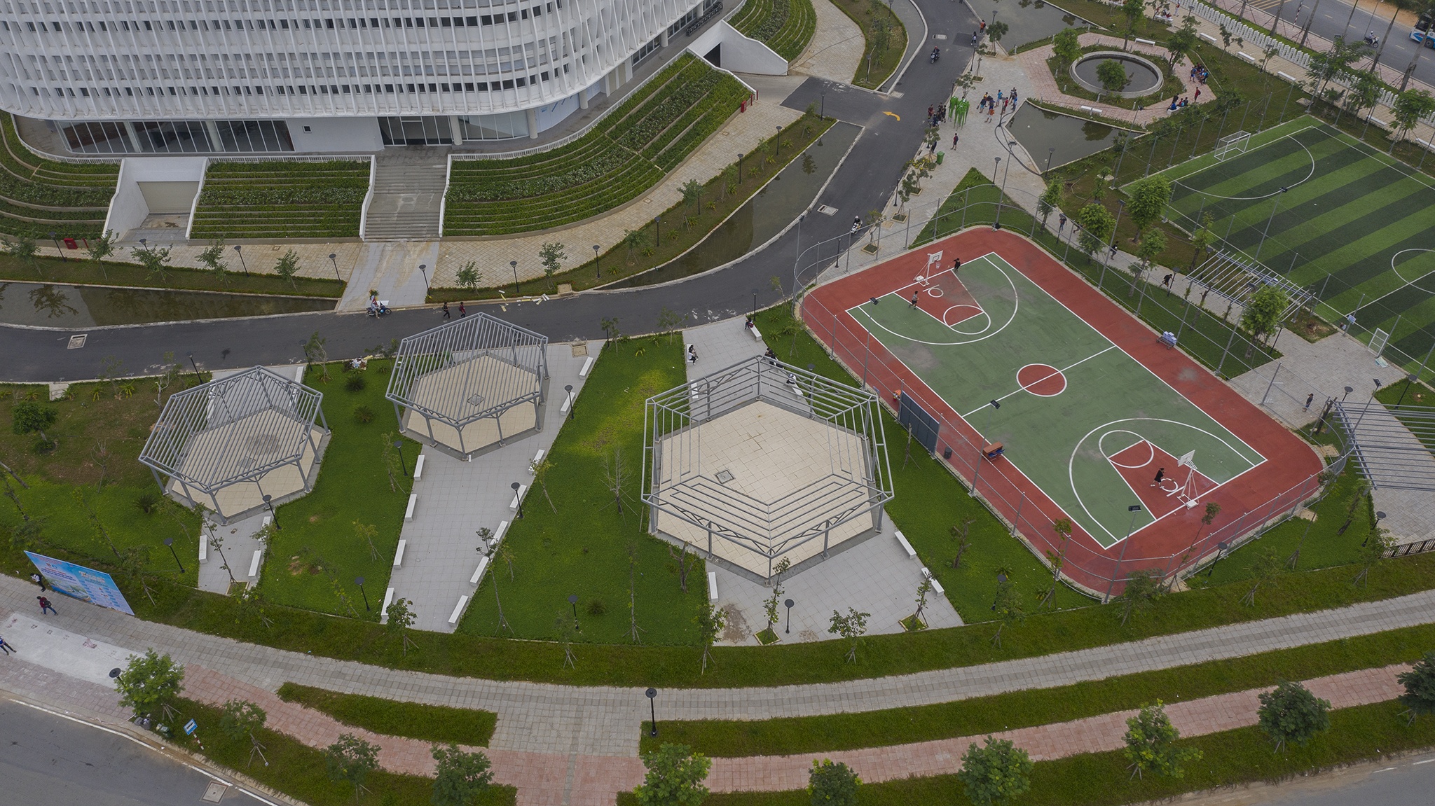 Nha van hoa sinh vien TP.HCM anh 9