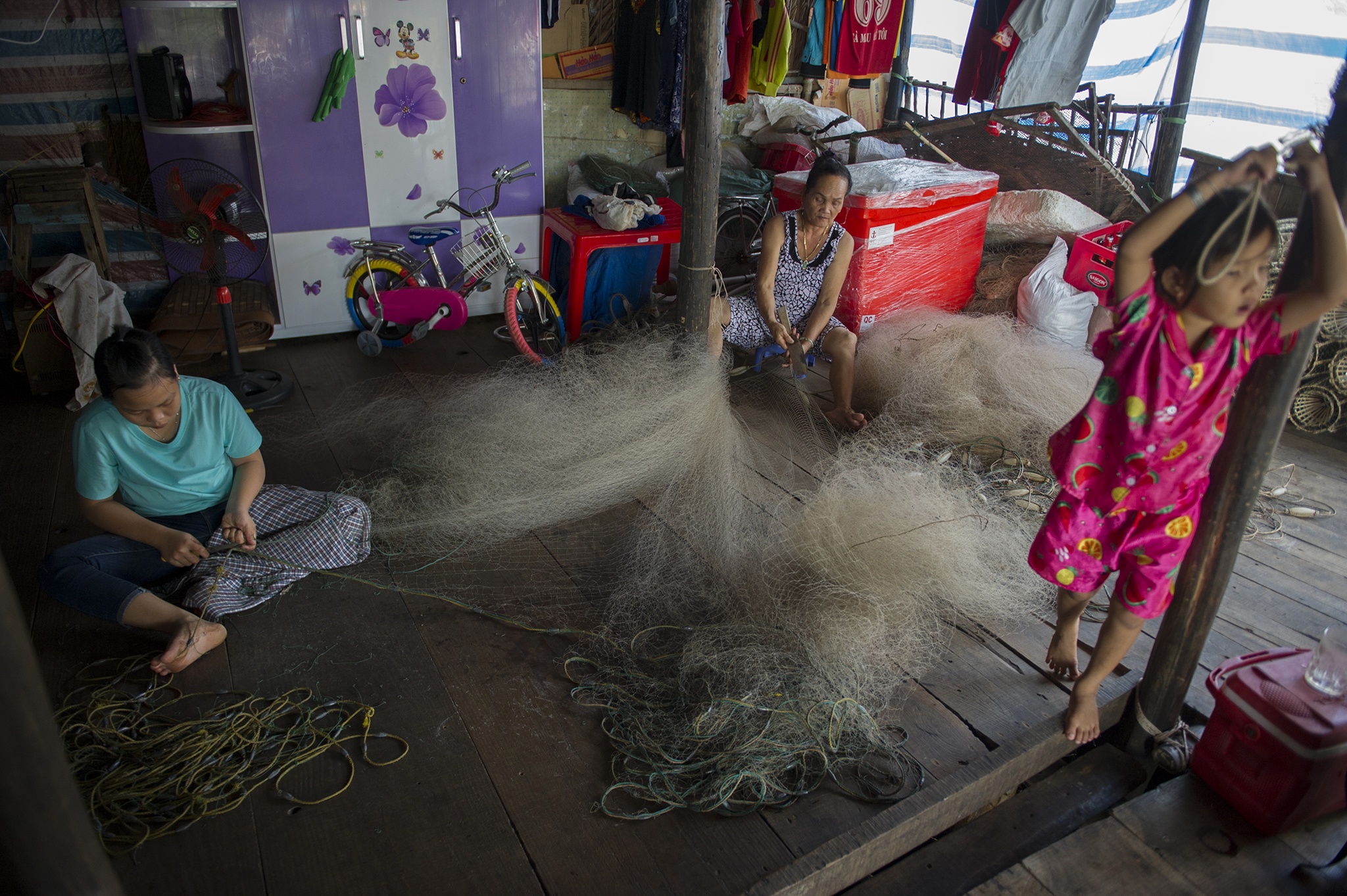 Ngheo doi that hoc o xom dao Ca Mau anh 11