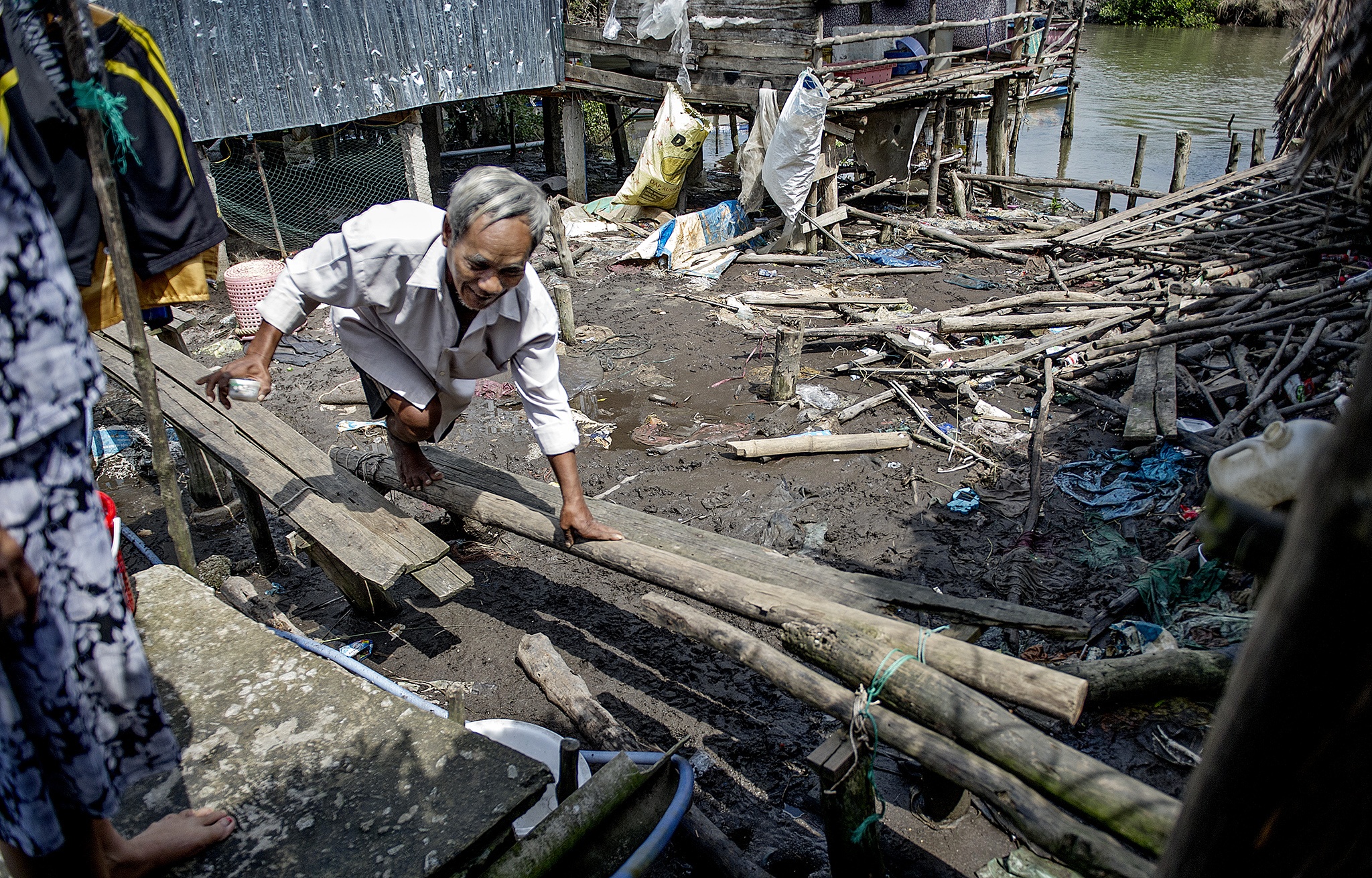 Ngheo doi that hoc o xom dao Ca Mau anh 3