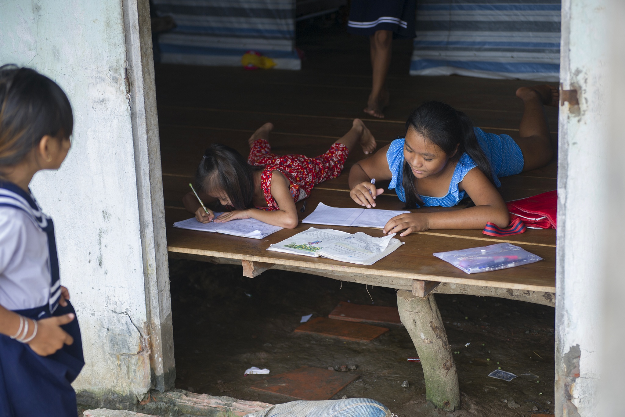 Ngheo doi that hoc o xom dao Ca Mau anh 9