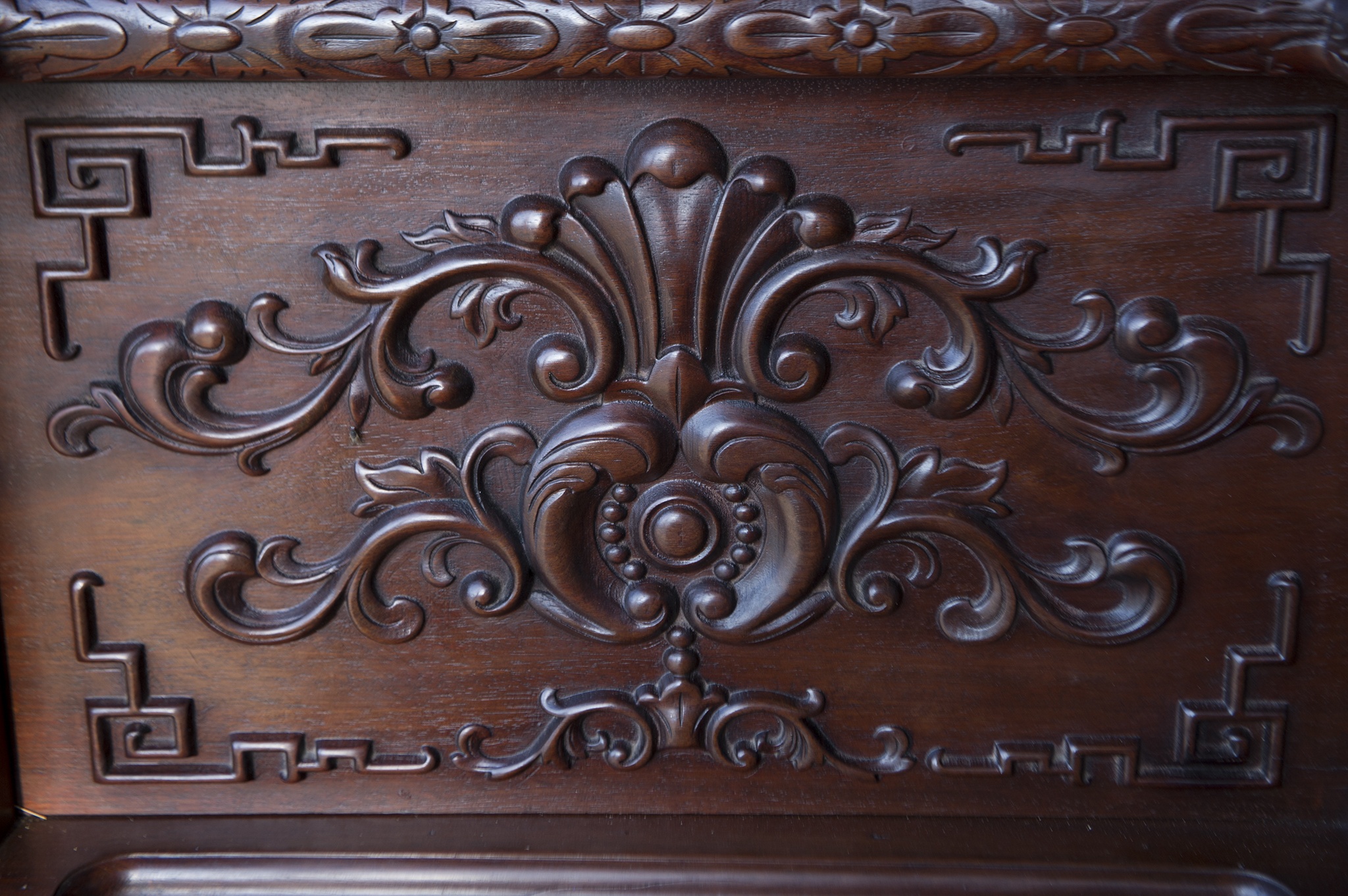 Nhung chiec dong ho go tri gia hang tram trieu anh 7