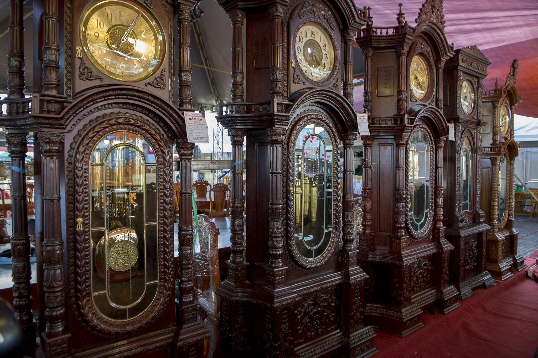 Nhung chiec dong ho go tu Duc gia hang tram trieu dong hinh anh