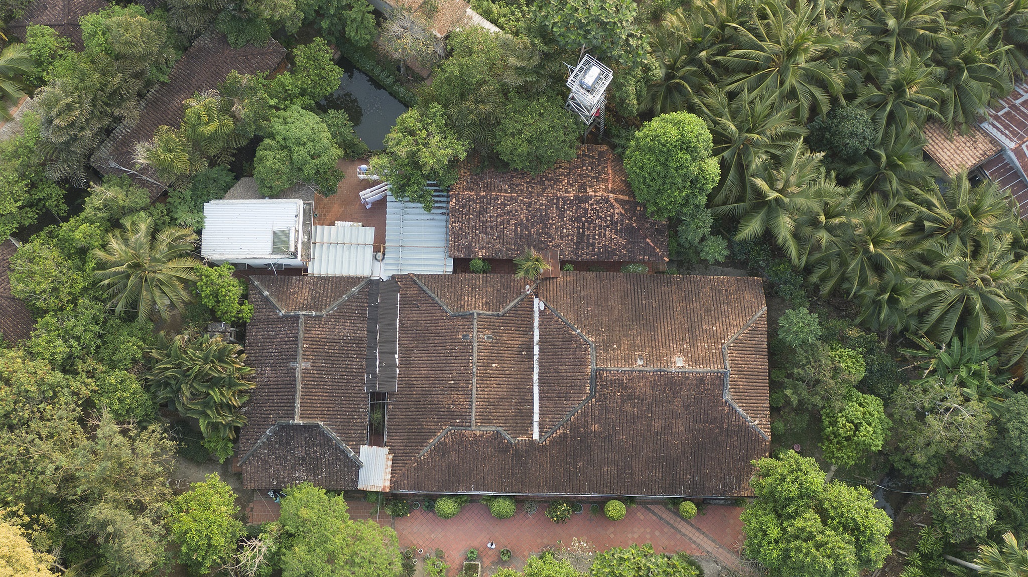 Ngoi nha co duy nhat o mien Tay duoc UNESCO cong nhan di san van hoa hinh anh