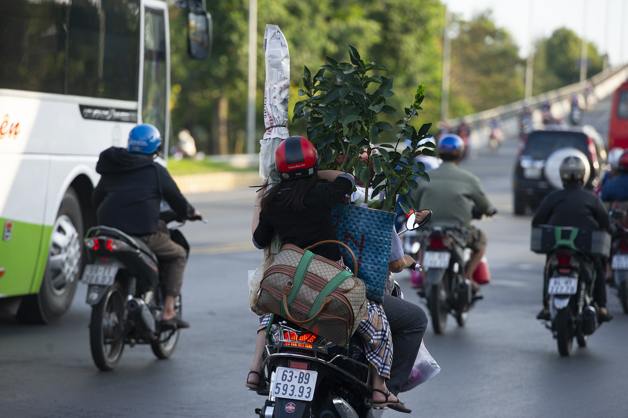 Nguoi mien Tay ve que an tet anh 9