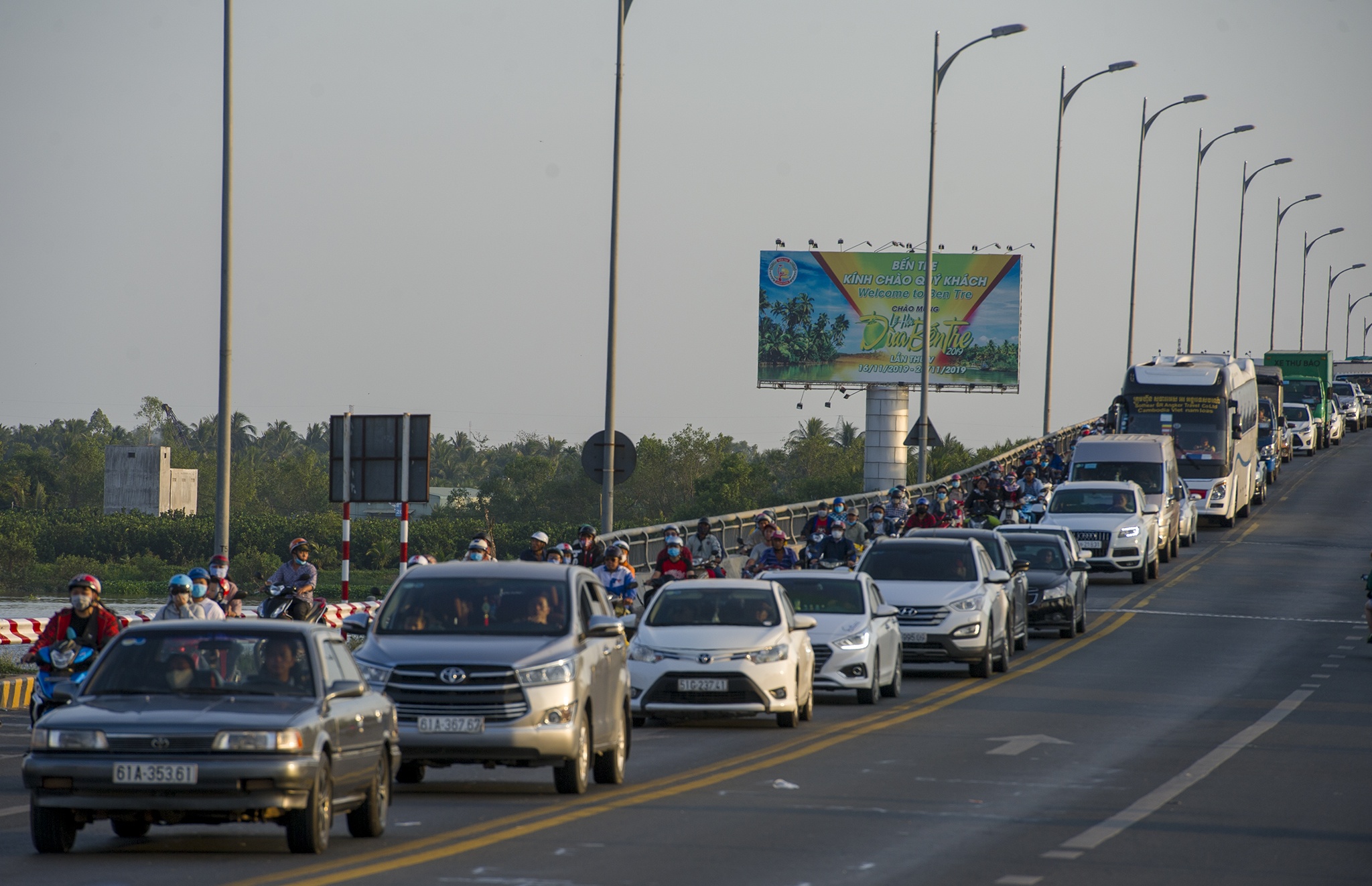 Nguoi lao dong mien Tay anh 24