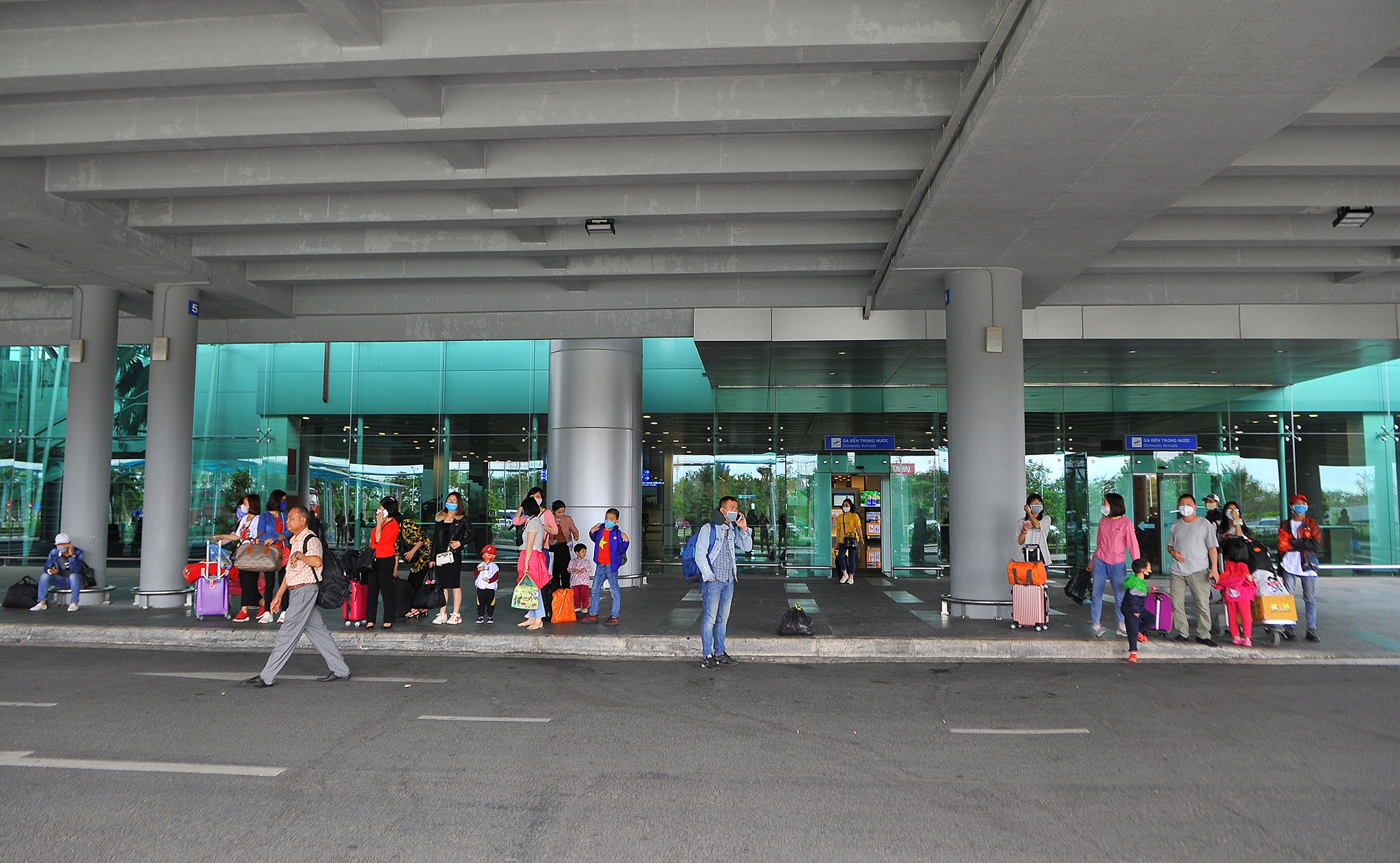 San bay Can Tho hoat dong binh thuong,  San bay Can Tho vang khach,  San bay Can Tho don du khach Han Quoc anh 9