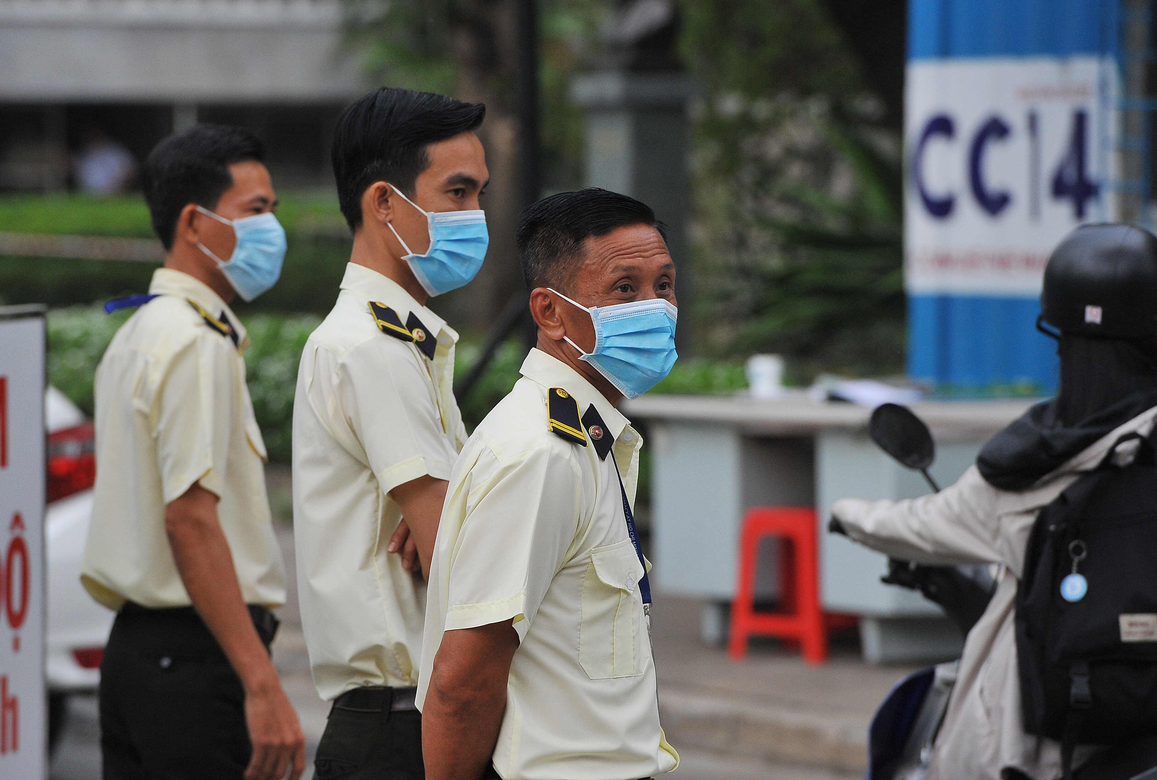 Sinh viên Đại học Y Dược TP.HCM trở lại trường học,  sinh viên học lại sau thời gian nghỉ vì Covid-19 ảnh 10 Sinh vien Dai hoc Y Duoc TP.HCM tro lai truong hoc,  sinh vien hoc lai sau thoi gian nghi vi Covid-19 anh 10