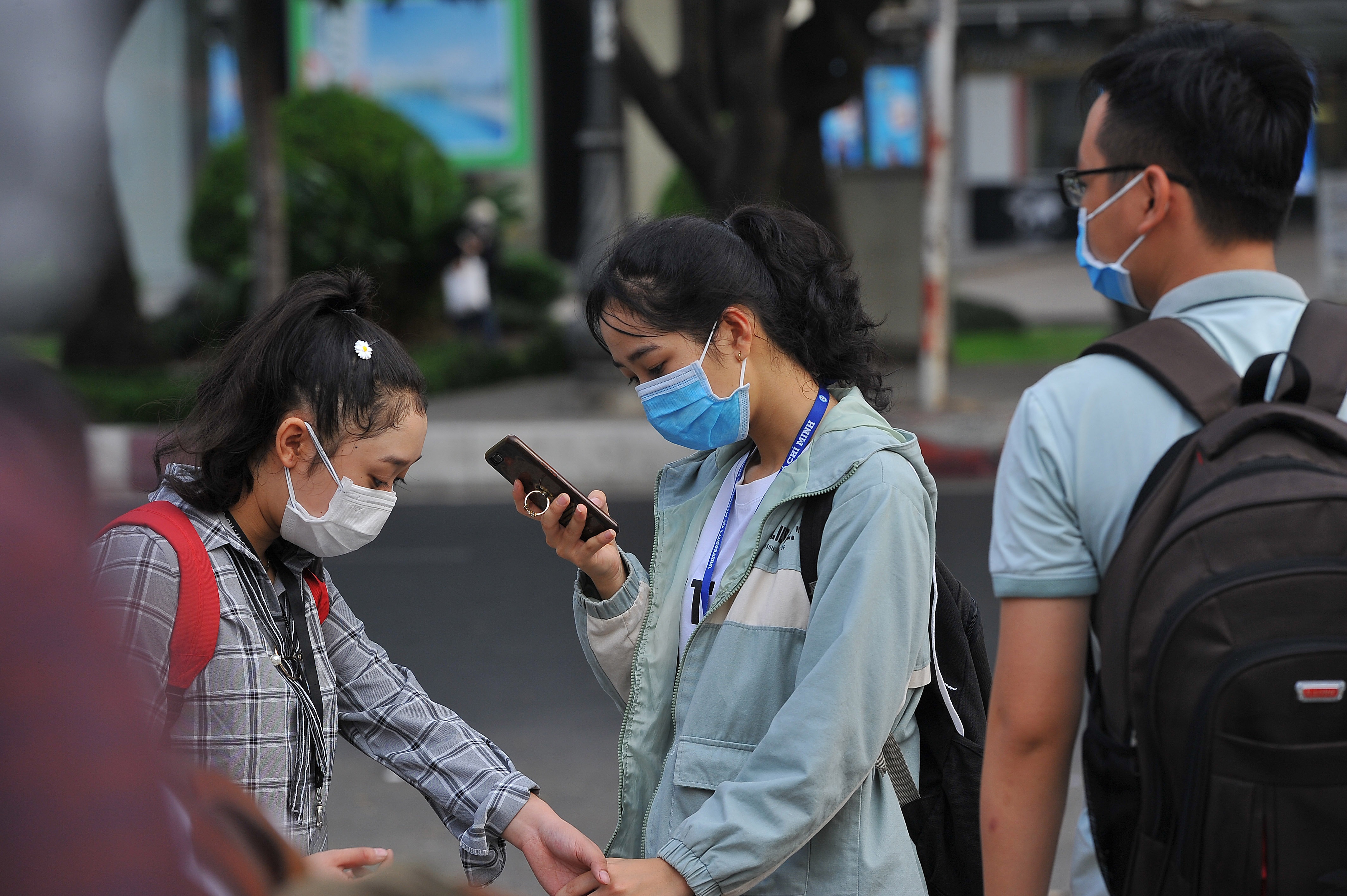 Sinh viên Đại học Y Dược TP.HCM trở lại trường học,  sinh viên học lại sau thời gian nghỉ vì Covid-19 ảnh 3 Sinh vien Dai hoc Y Duoc TP.HCM tro lai truong hoc,  sinh vien hoc lai sau thoi gian nghi vi Covid-19 anh 3