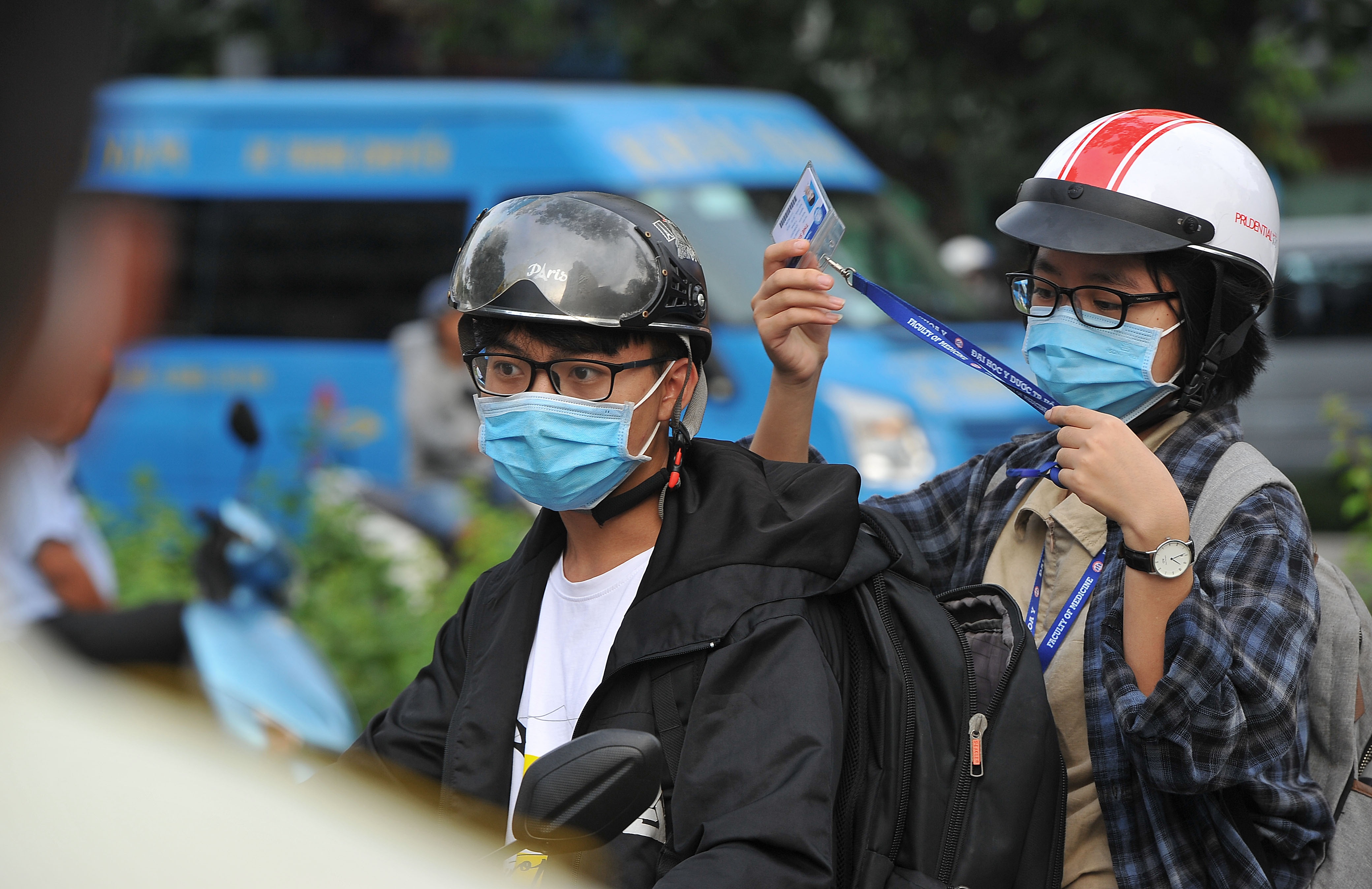 Sinh viên Đại học Y Dược TP.HCM trở lại trường học,  sinh viên học lại sau thời gian nghỉ vì Covid-19 ảnh 6 Sinh vien Dai hoc Y Duoc TP.HCM tro lai truong hoc,  sinh vien hoc lai sau thoi gian nghi vi Covid-19 anh 6