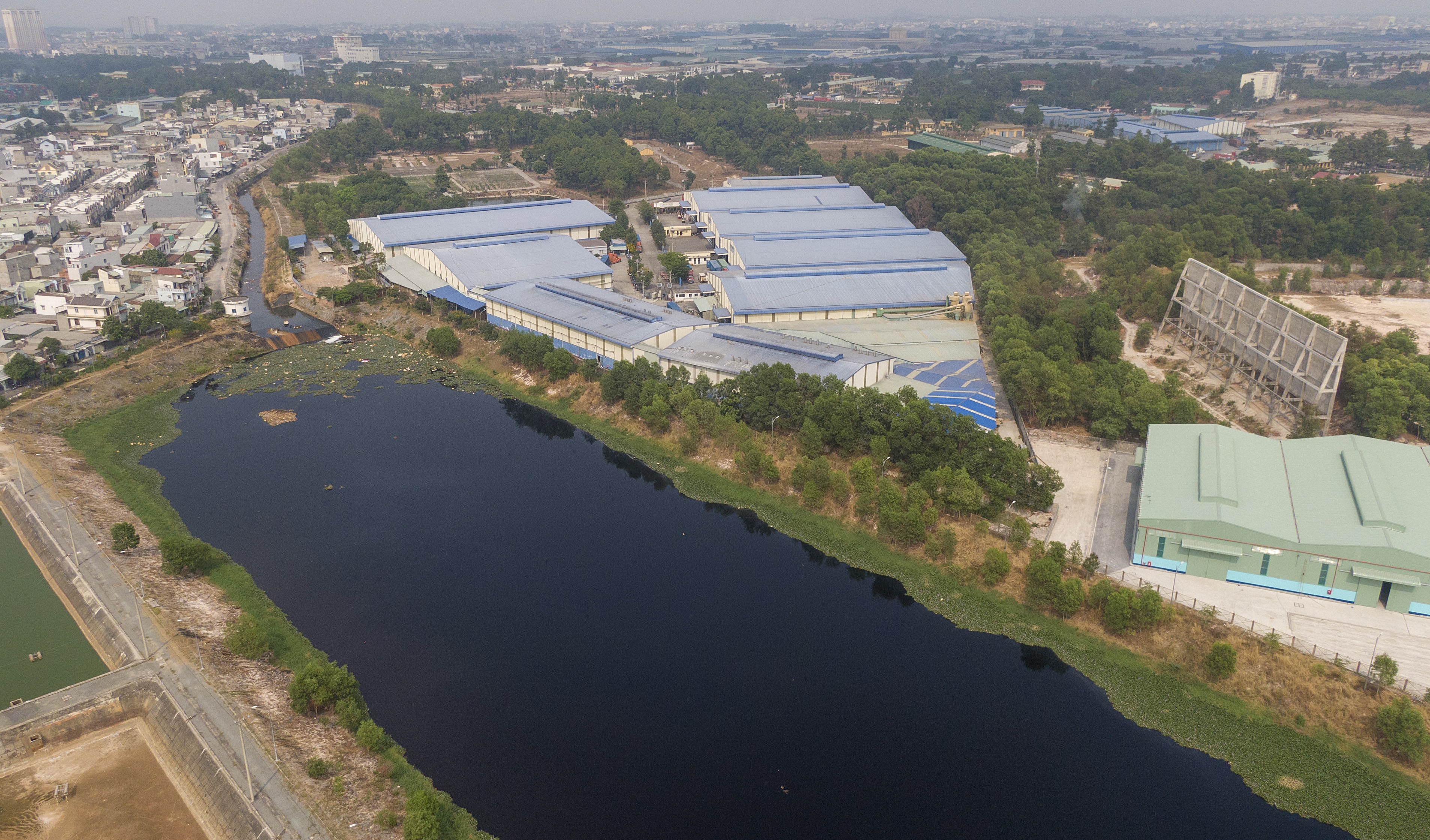 Kenh Ba Bo den ngom nhin tu tren cao hinh anh