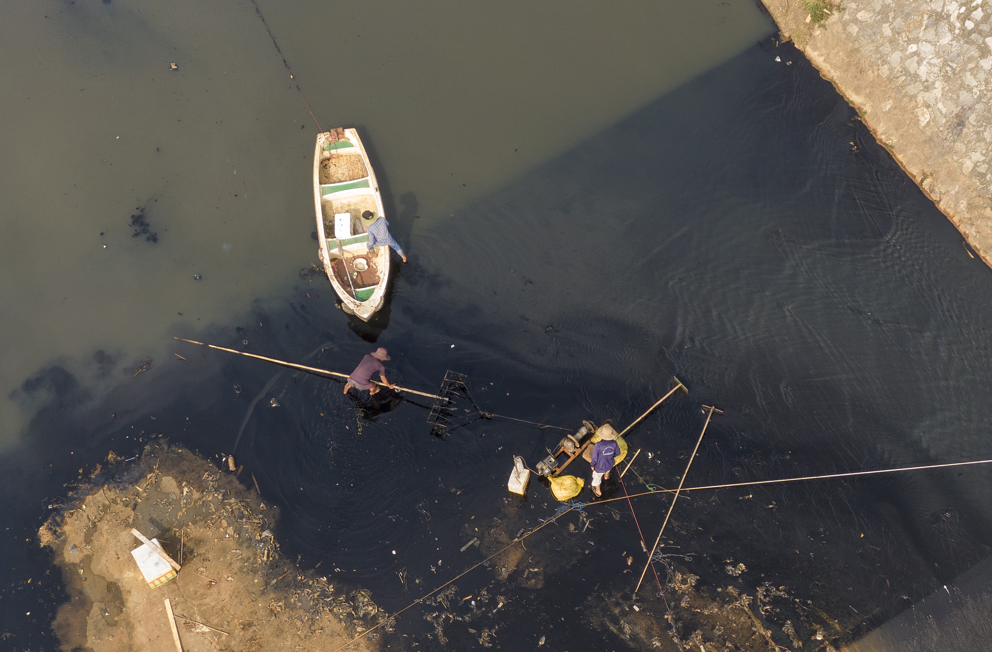 Kenh Ba Bo keu cuu anh 4