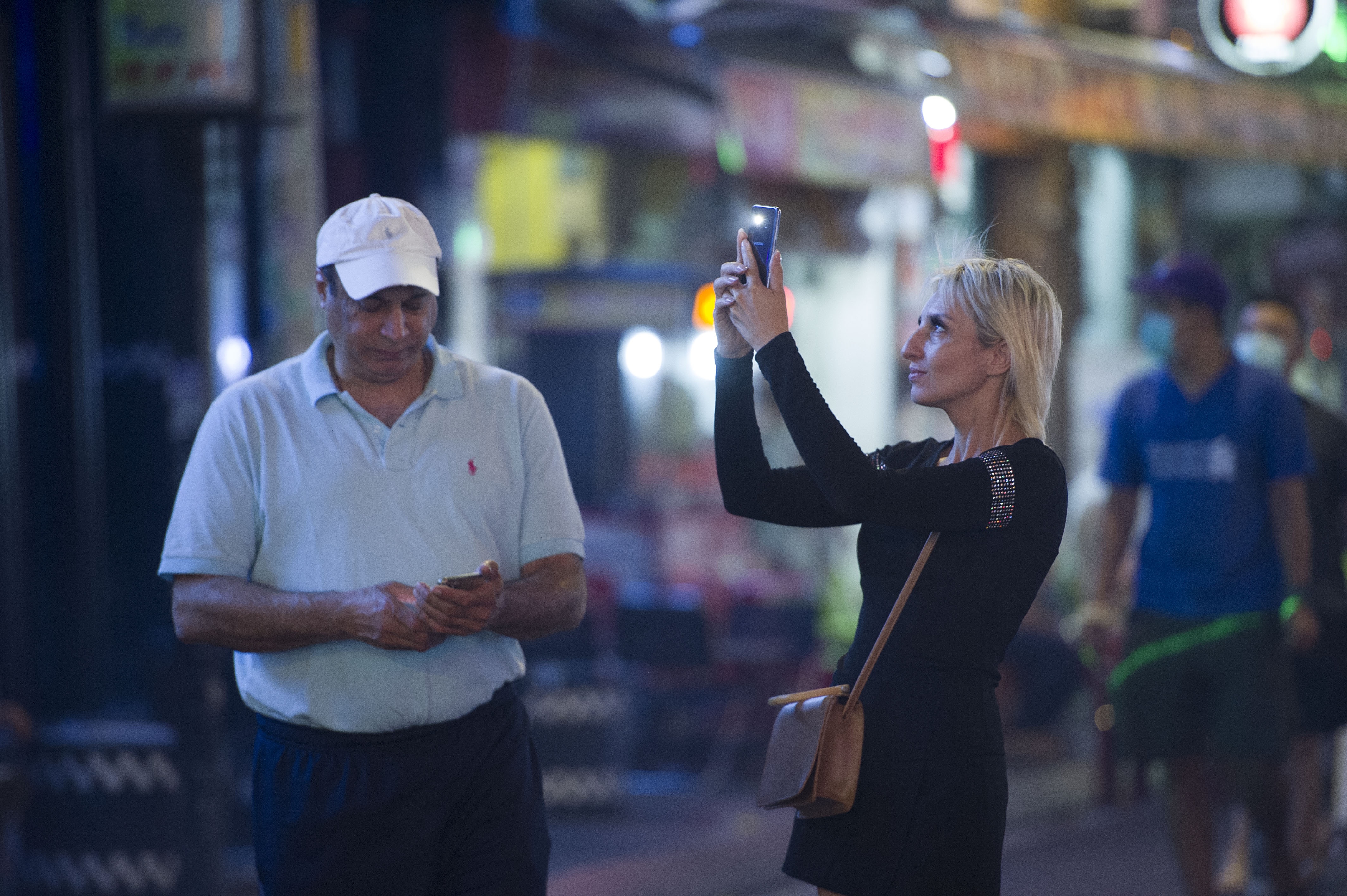 Pho Tay TP.HCM vang ve vi Covid-19 anh 8