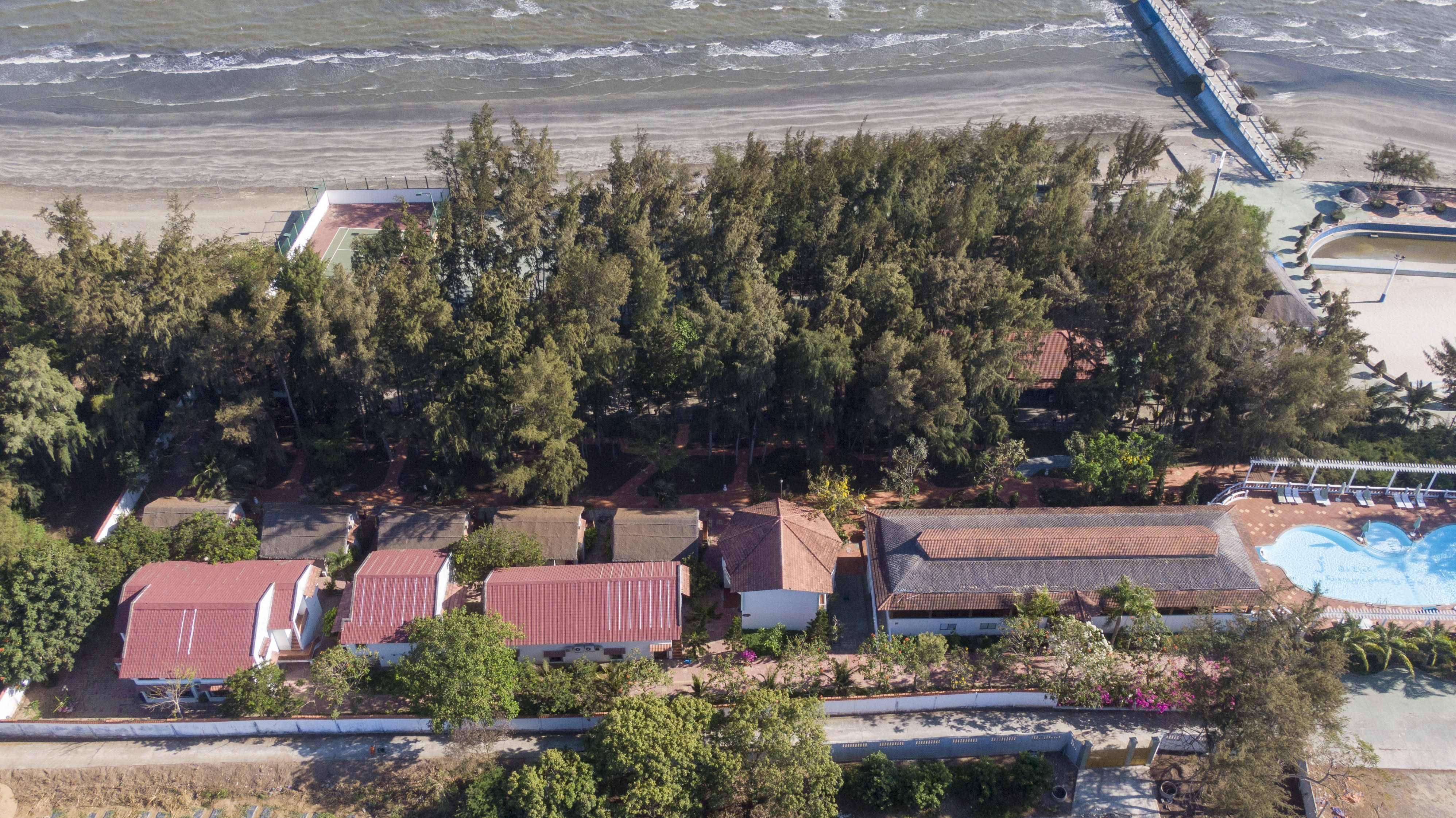 Resort dau tien o TP.HCM lam noi cach ly mien phi anh 5