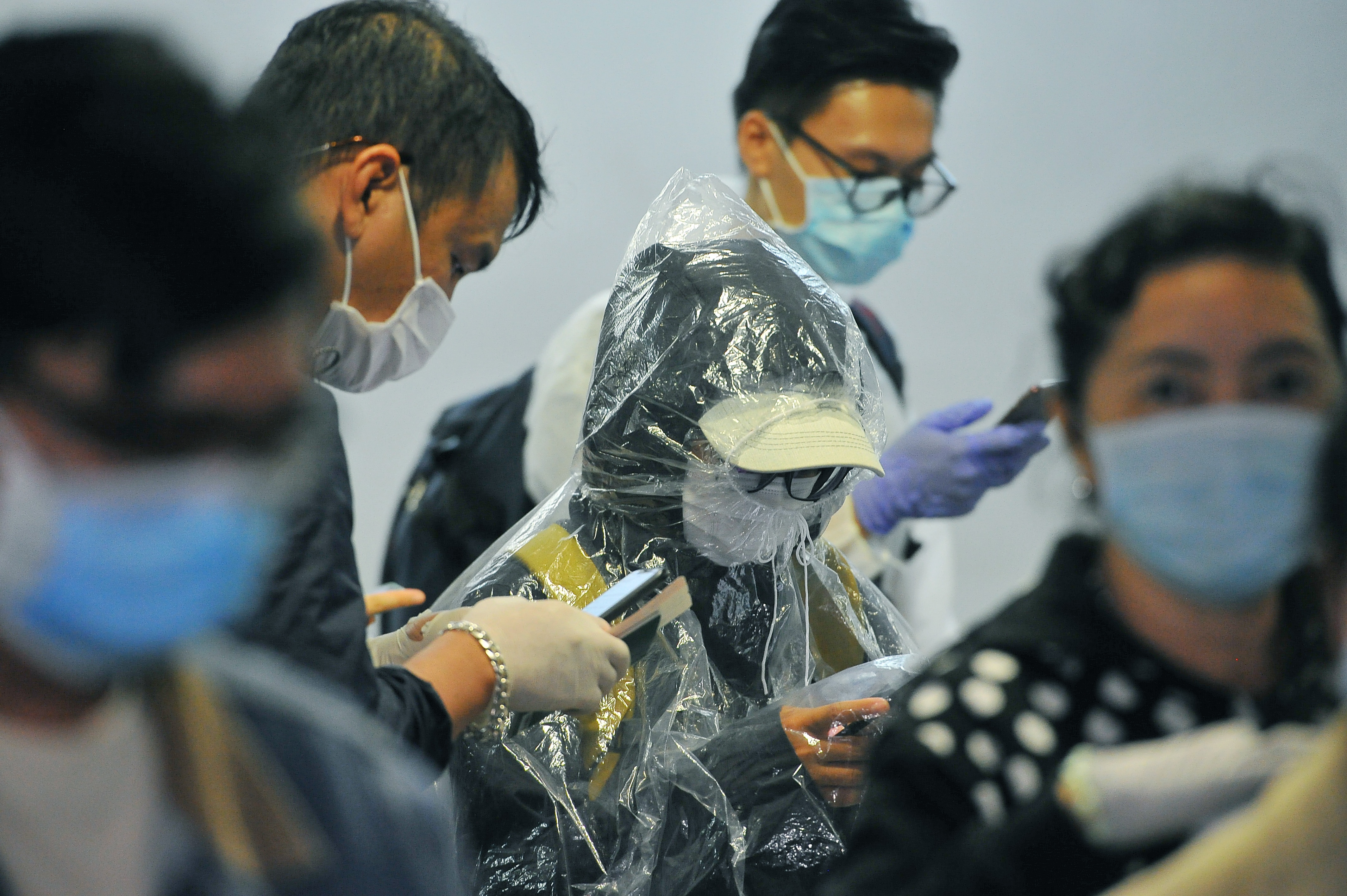 Chuyen bay cuoi cho nguoi Viet tu nuoc ngoai ve Tan Son Nhat anh 4