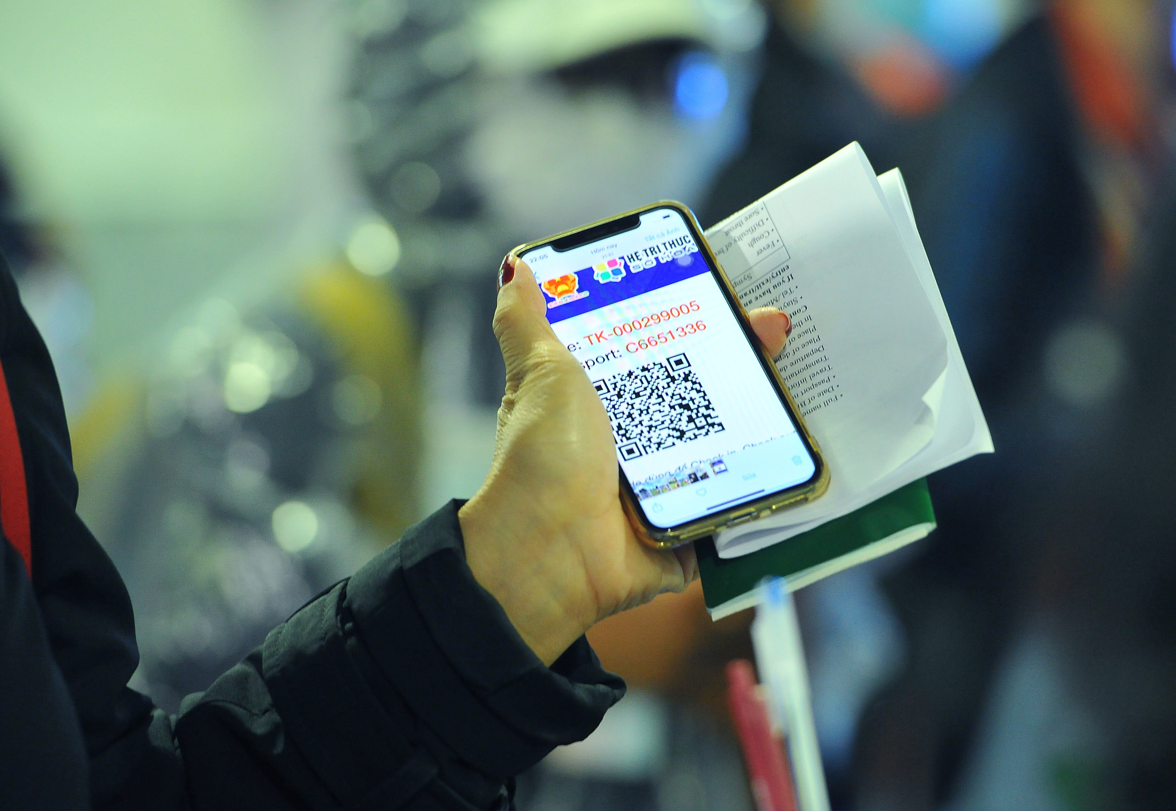 Chuyen bay cuoi cho nguoi Viet tu nuoc ngoai ve Tan Son Nhat anh 6