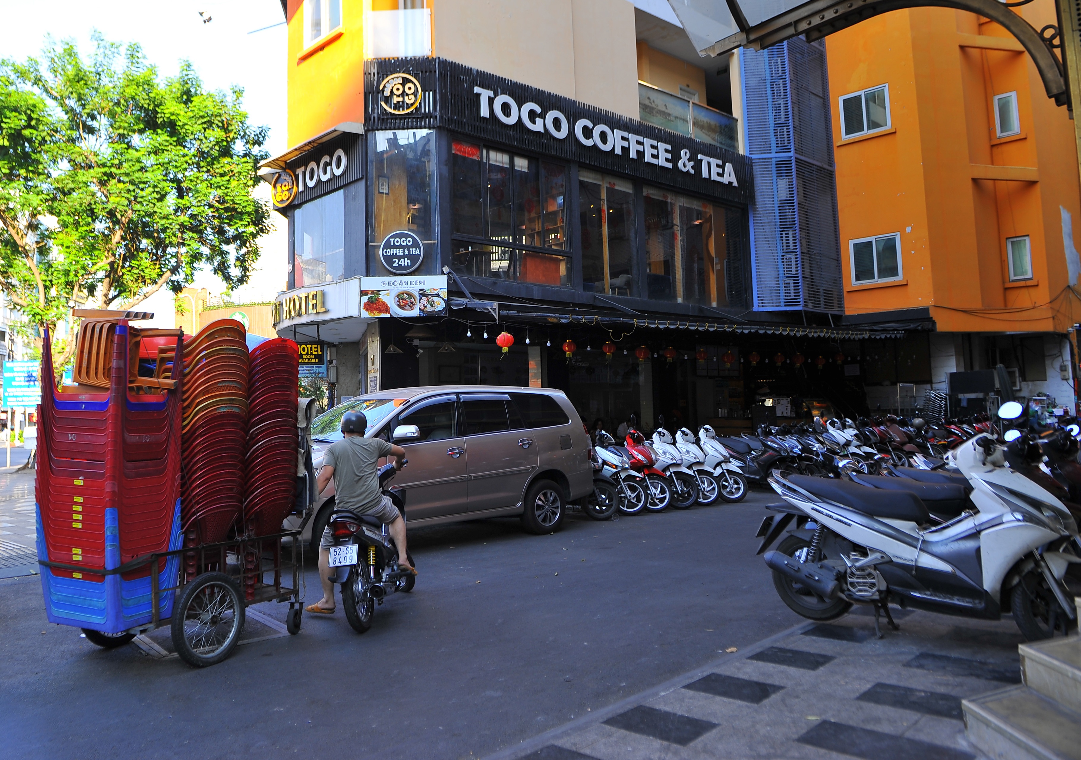 Hang quan TP.HCM dong cua tranh dich Covid-19 anh 9