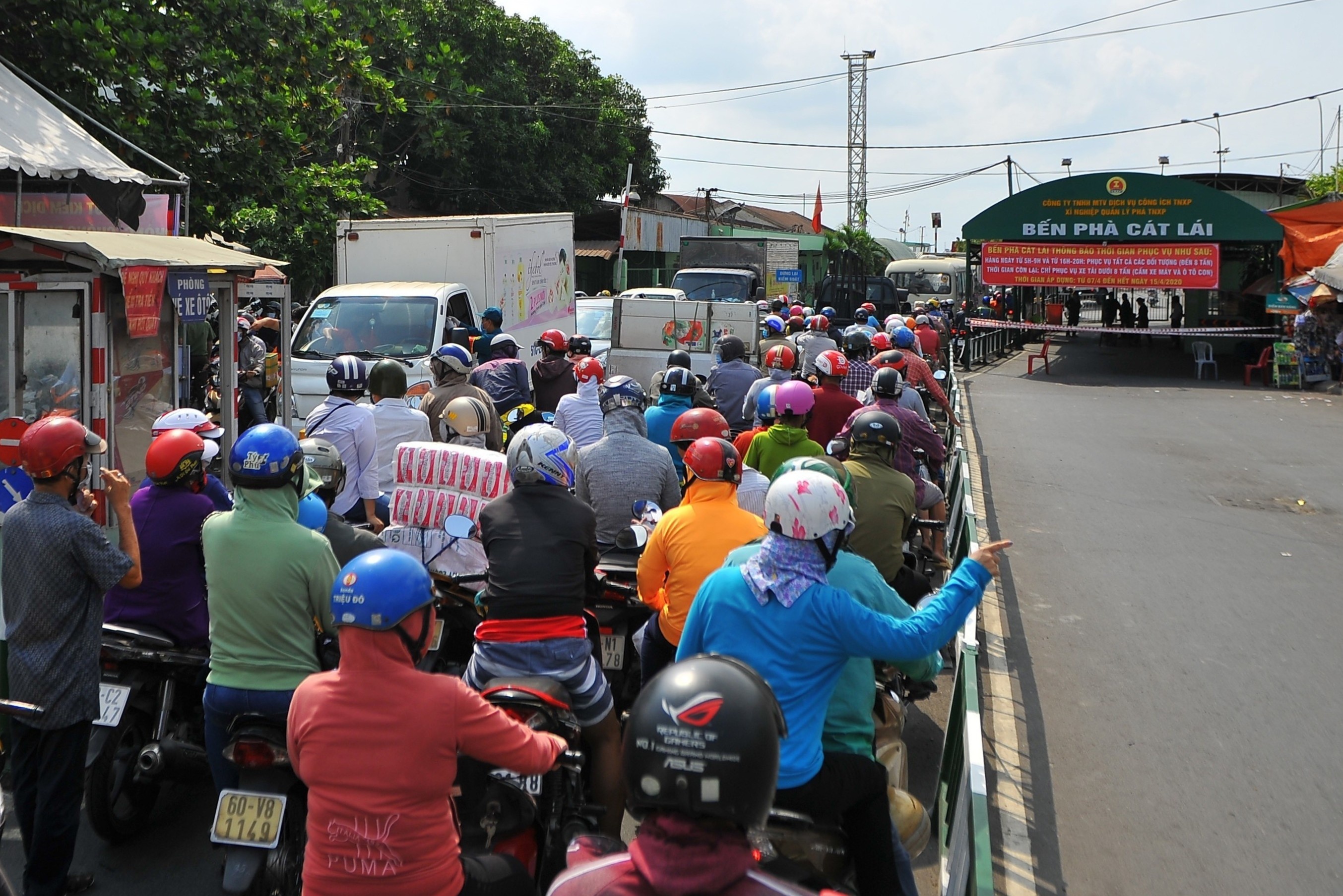 Cam qua pha tranh dich Covid-19 anh 2