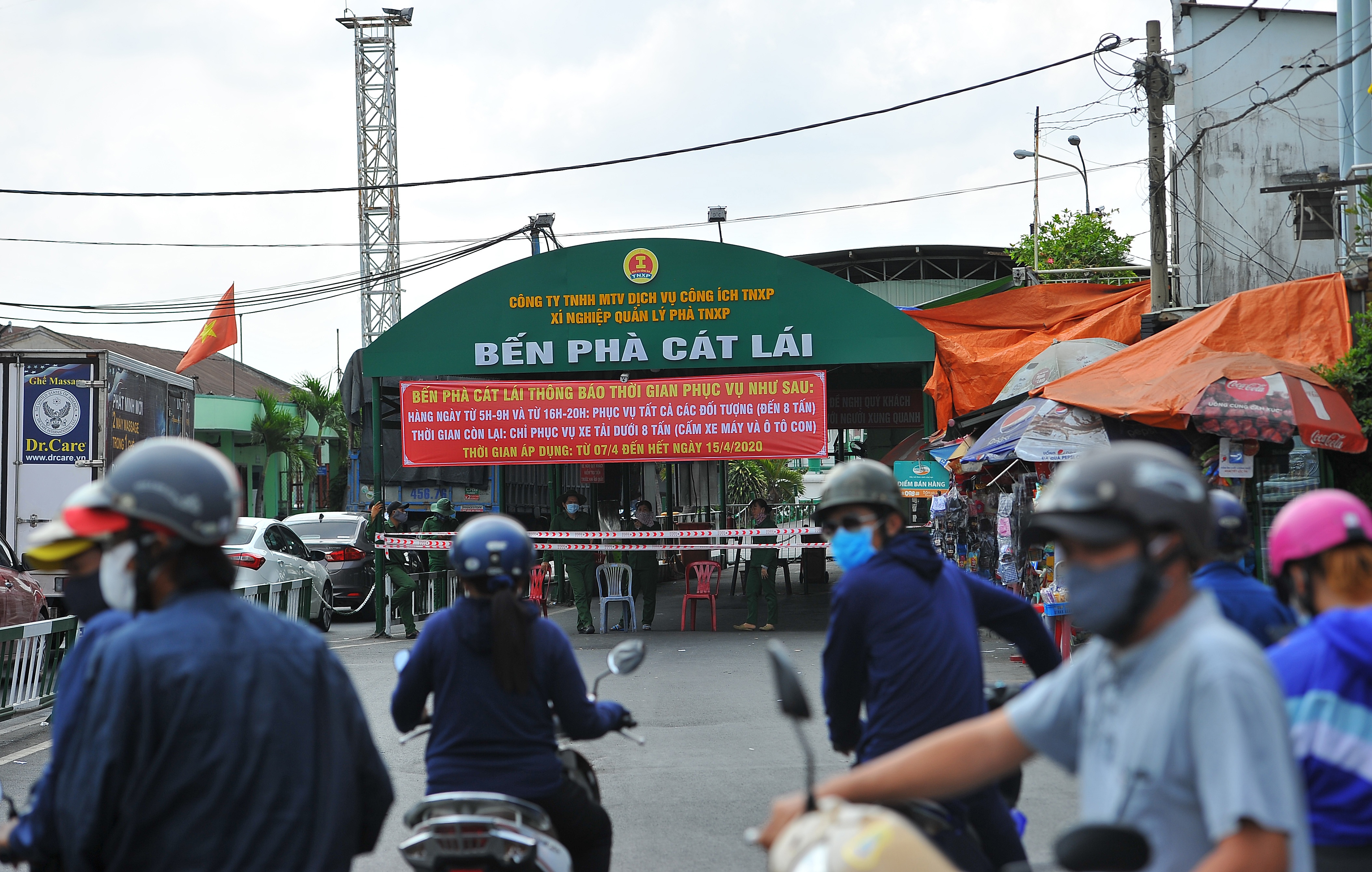 Cam qua pha tranh dich Covid-19 anh 8