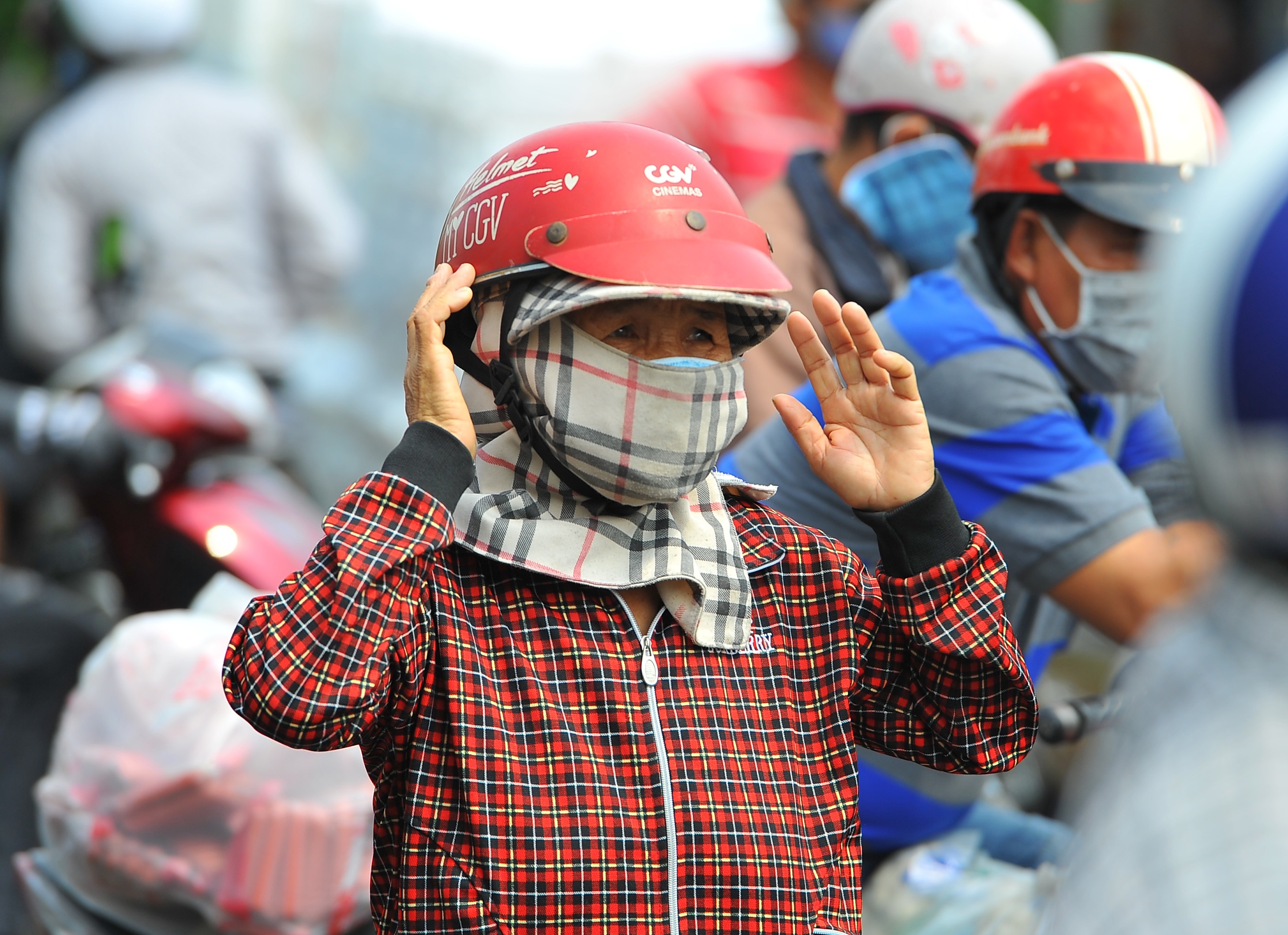 Cam qua pha tranh dich Covid-19 anh 3