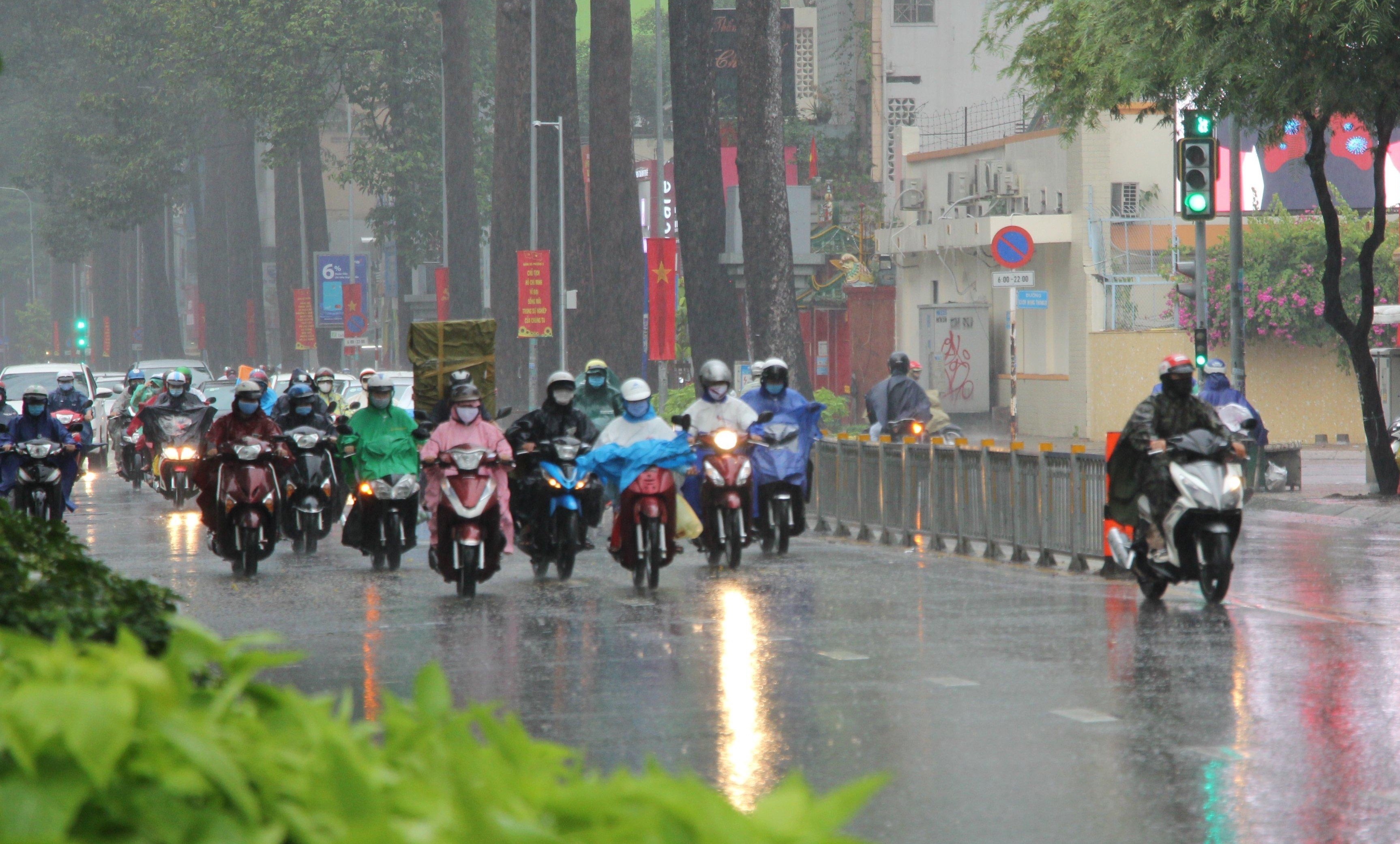 TP.HCM co mua dau mua anh 8