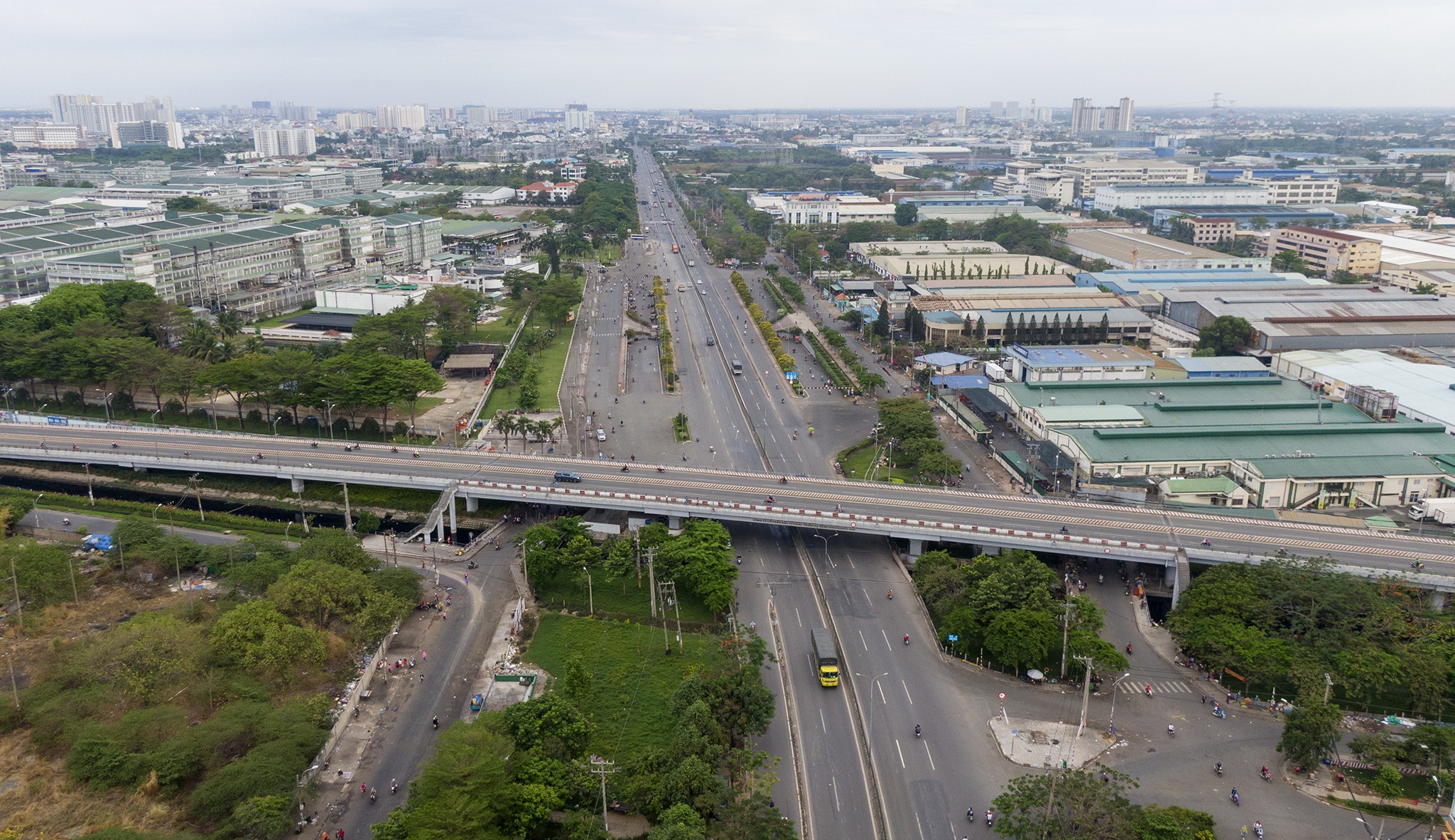 Cong ty PouYuen vang ve gio tan ca anh 8