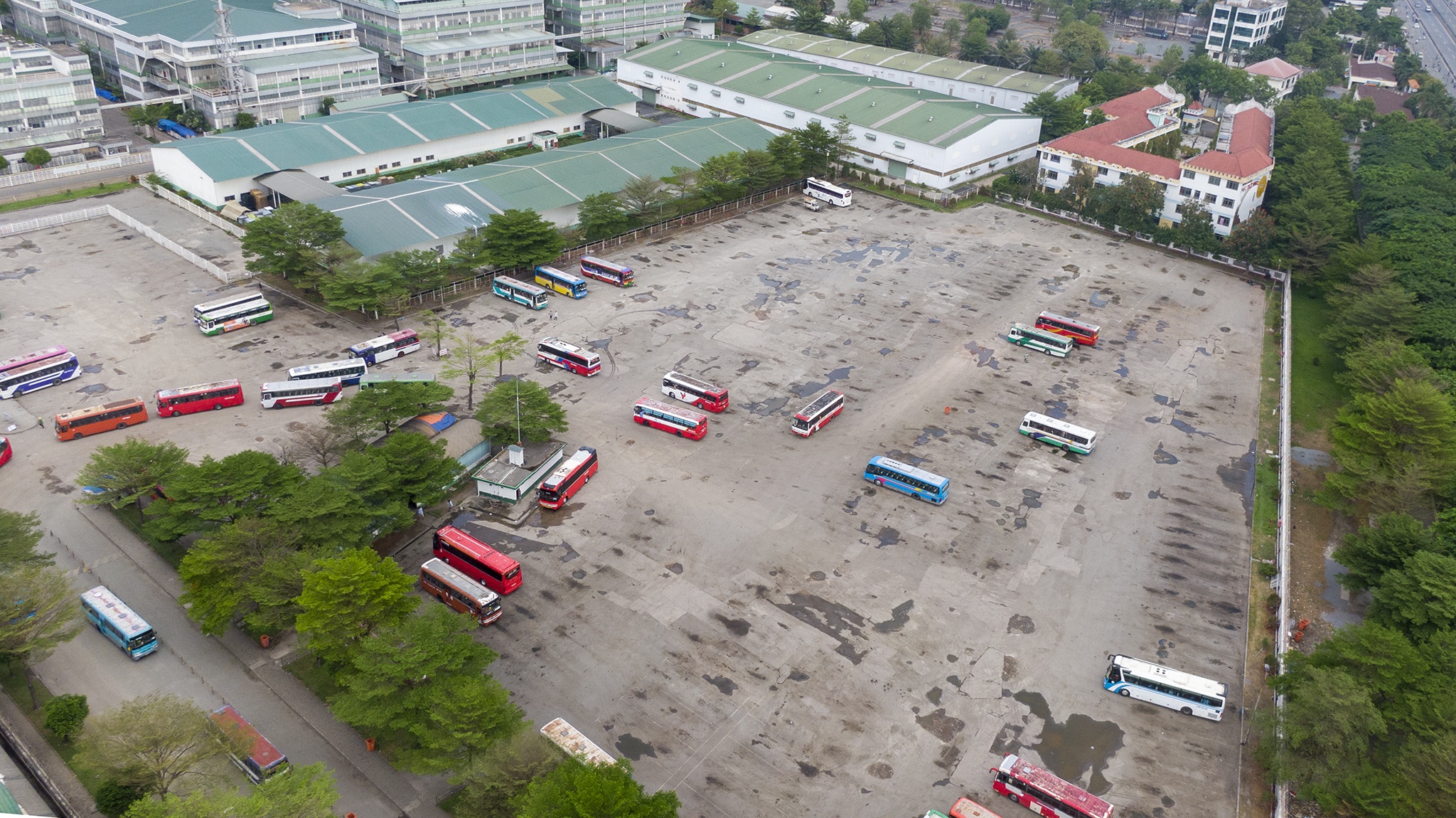 Cong ty PouYuen vang ve gio tan ca anh 12