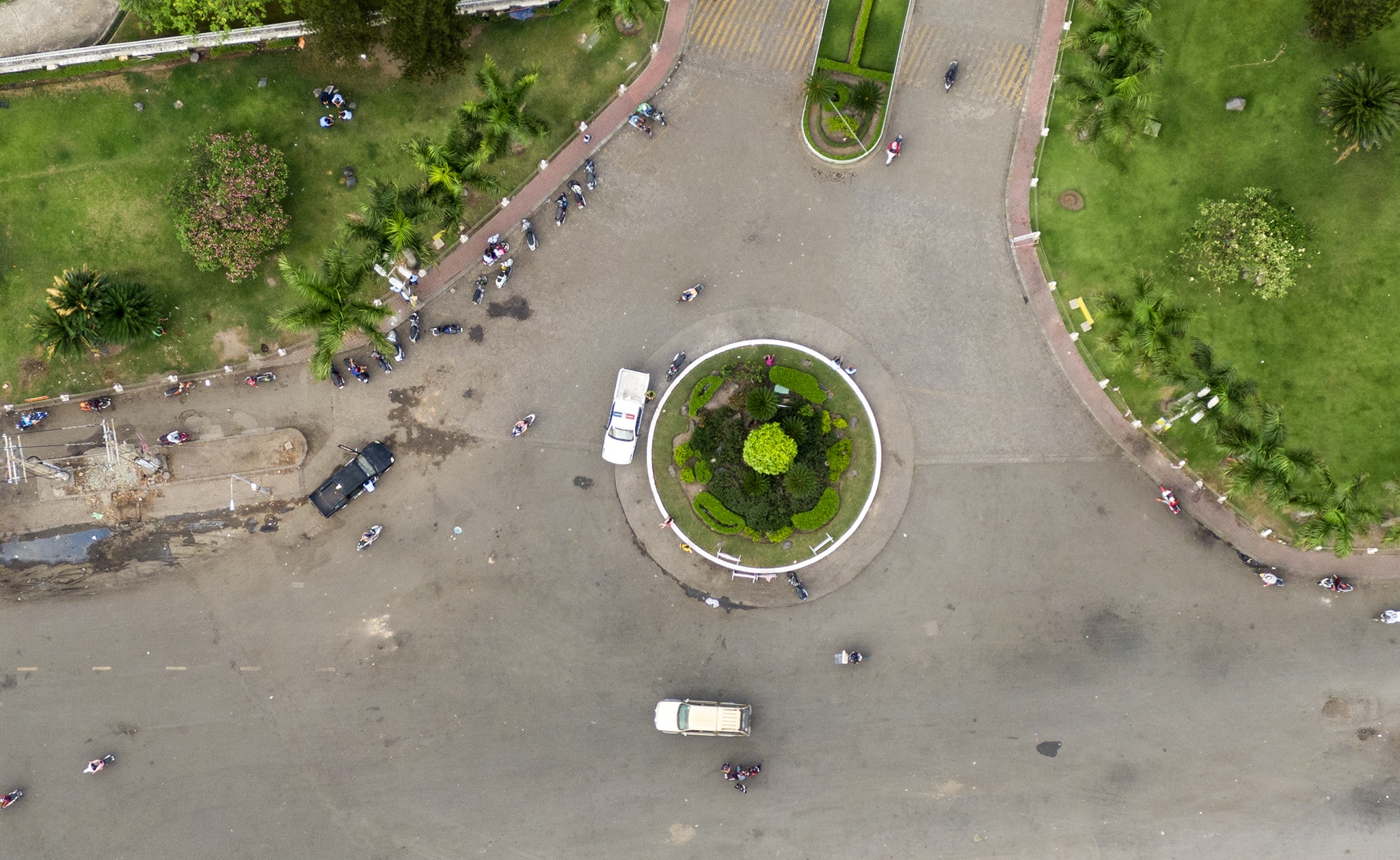 Cong ty PouYuen vang ve gio tan ca anh 4