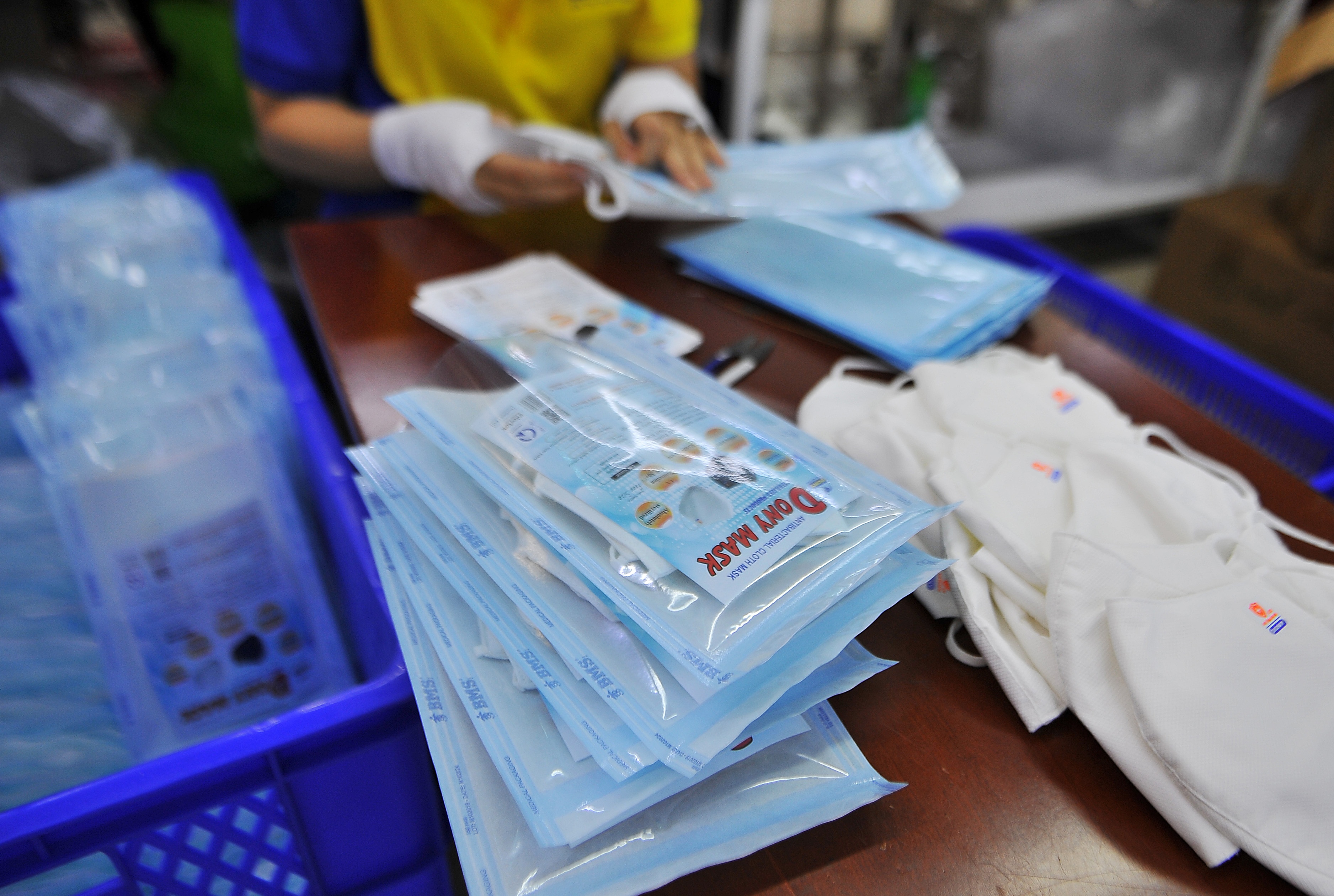 Doanh nghiep san xuat khau trang xuat khau anh 9