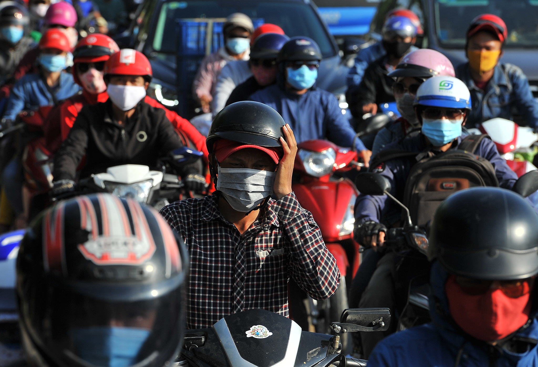 Giao thong mien Tay un tac anh 1