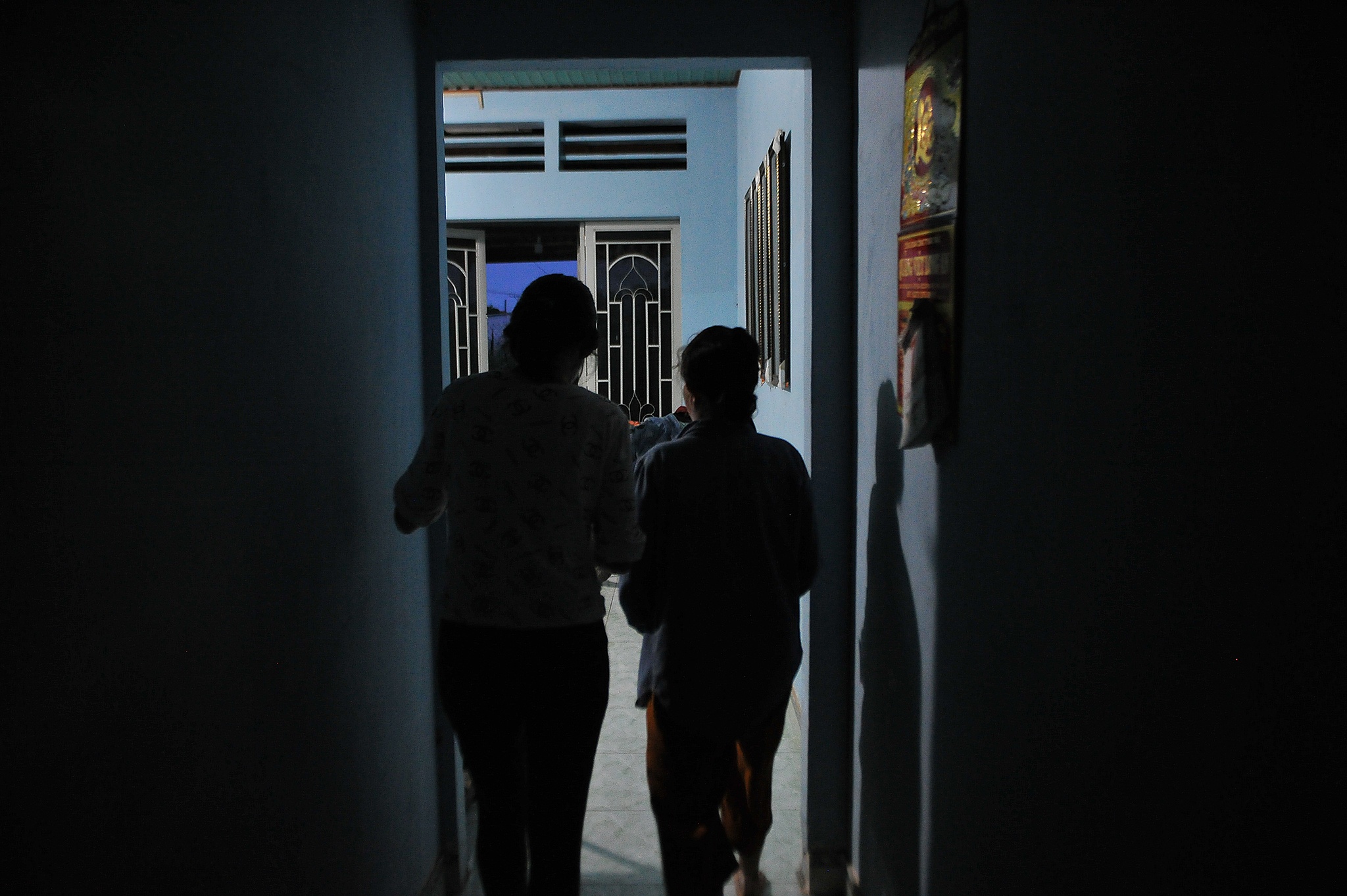 vo bi chong tuoi xang dot anh 19