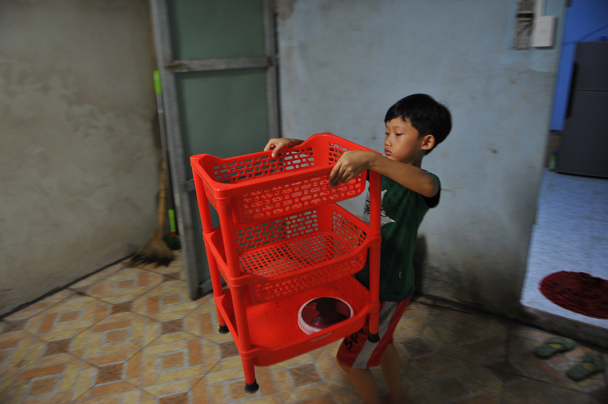 vo bi chong tuoi xang dot anh 33