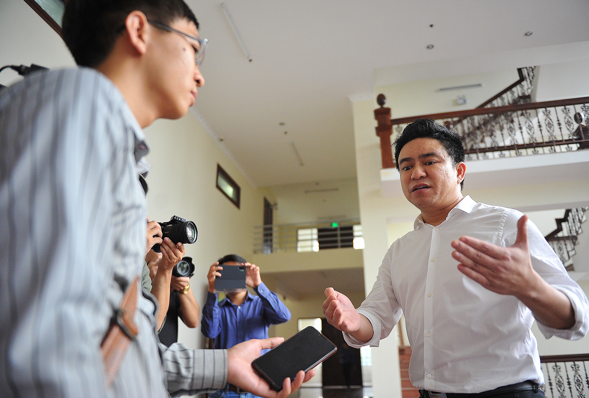 Bac si Chiem Quoc Thai anh 7