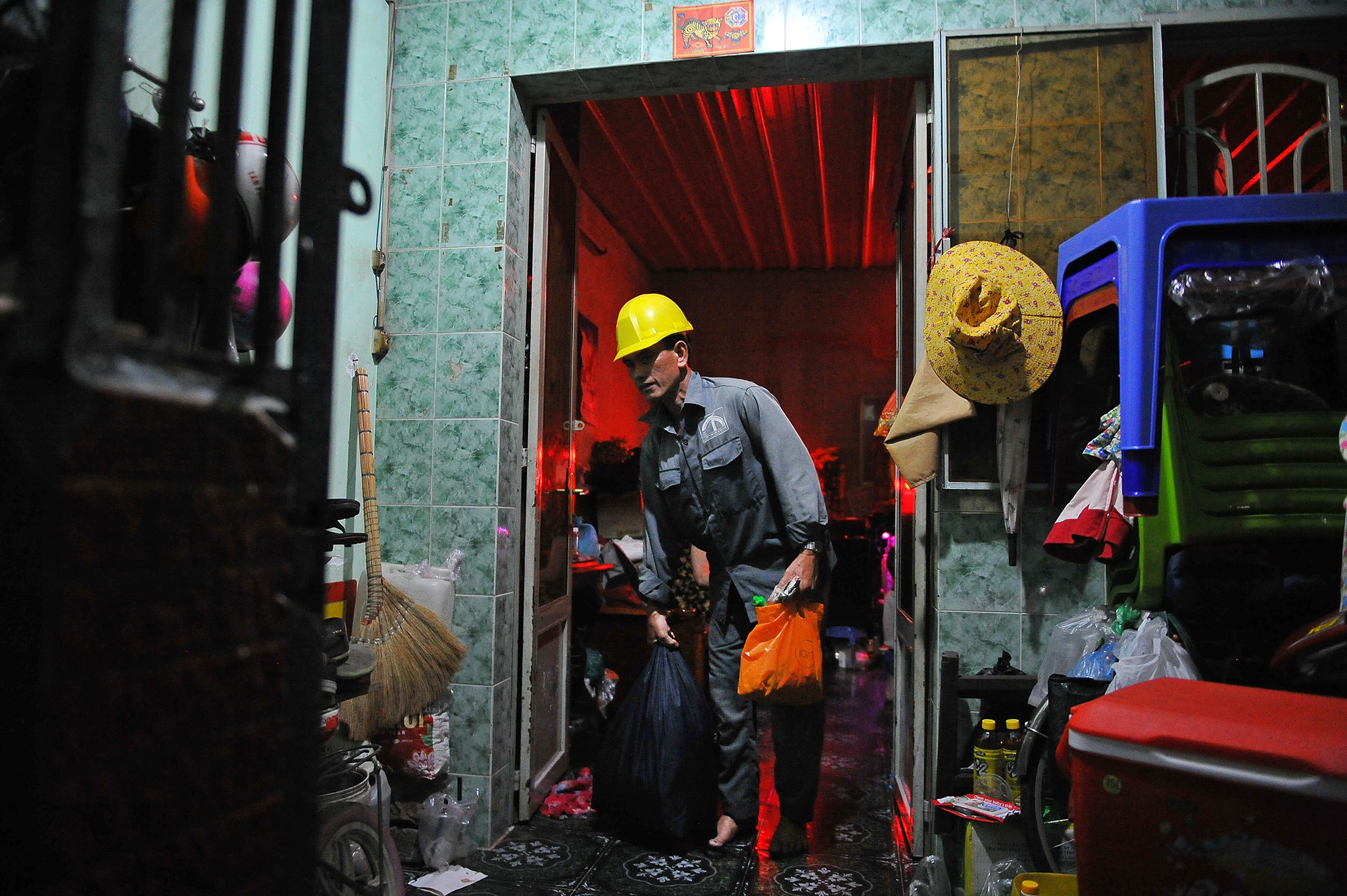 Cong nhan chong tac cong o TP.HCM anh 11