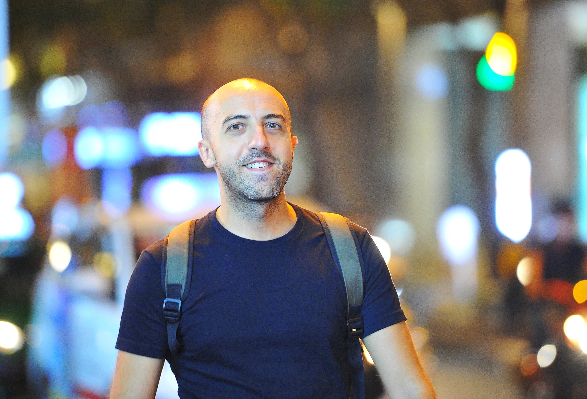 Duong Dong Khoi vang ve khac la anh 7