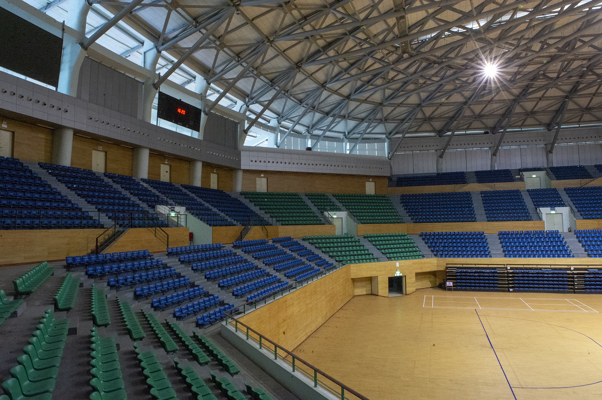 Benh vien da chien Covid-19 anh 3