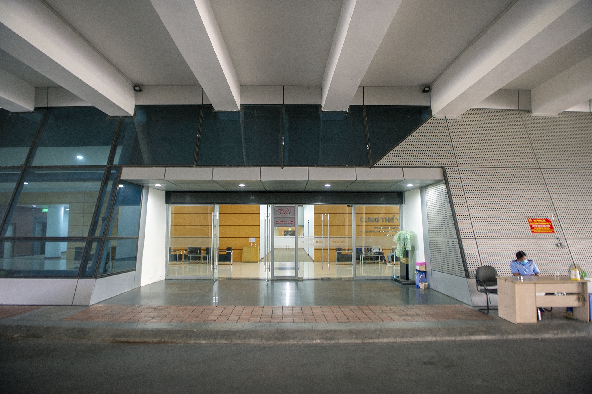 Benh vien da chien Covid-19 anh 8